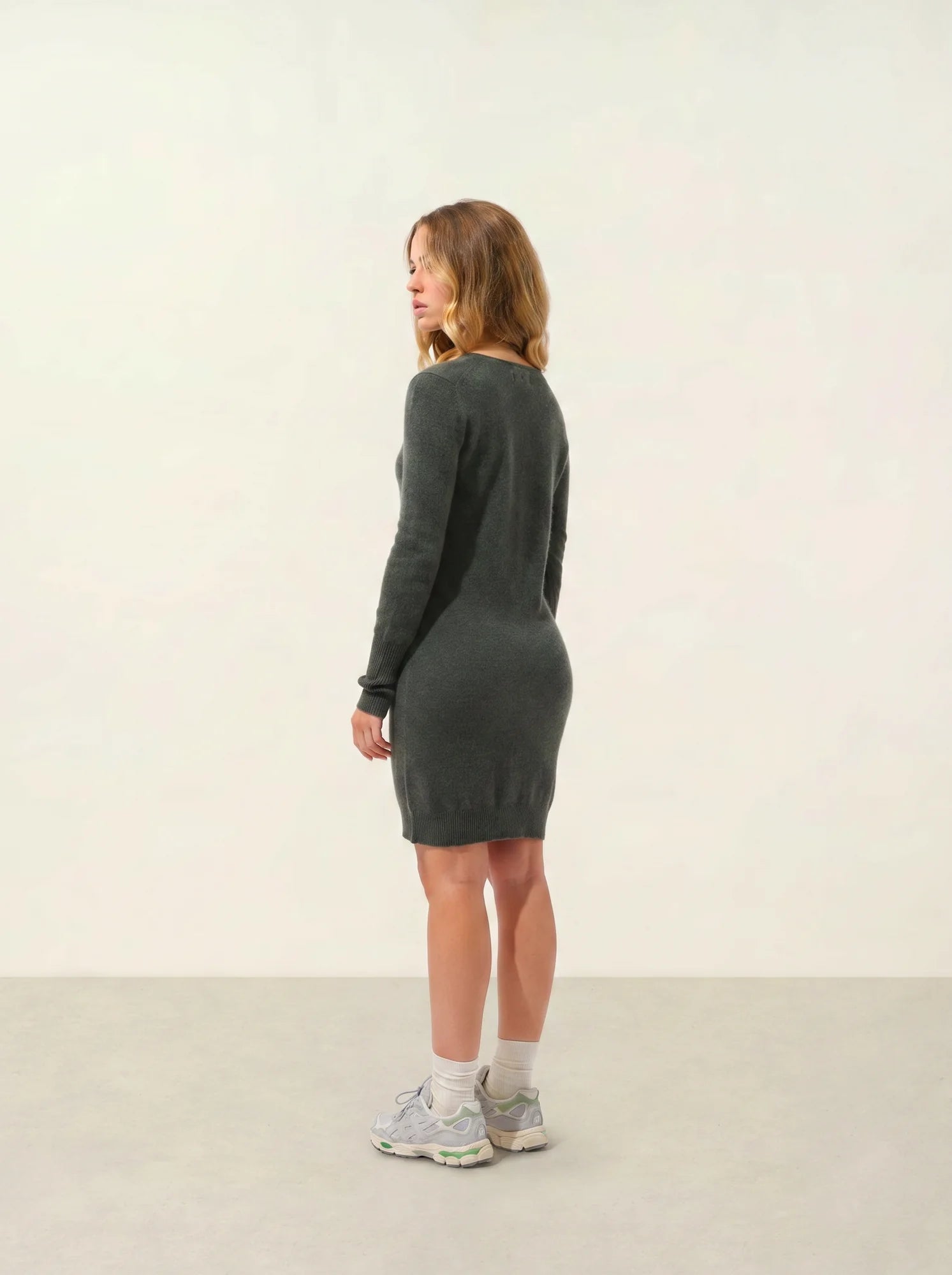 CAPELET Kleid V-Ausschnitt Khaki meliert
