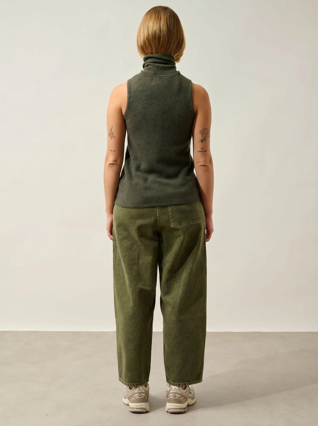 CAPUCIN pull col roulé sans manches kaki chiné