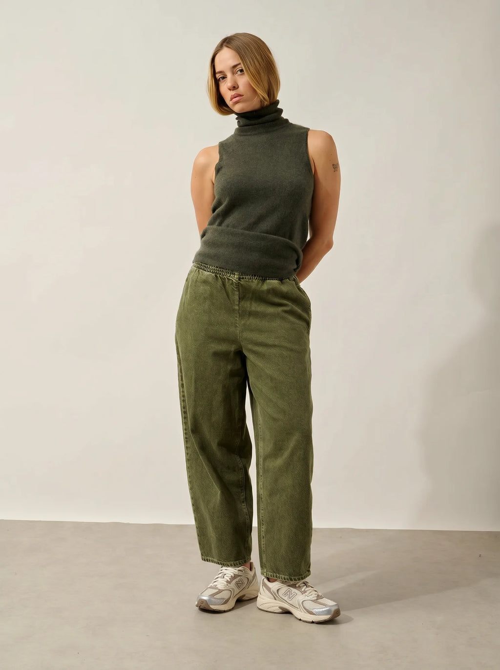 CAPUCIN pull col roulé sans manches kaki chiné