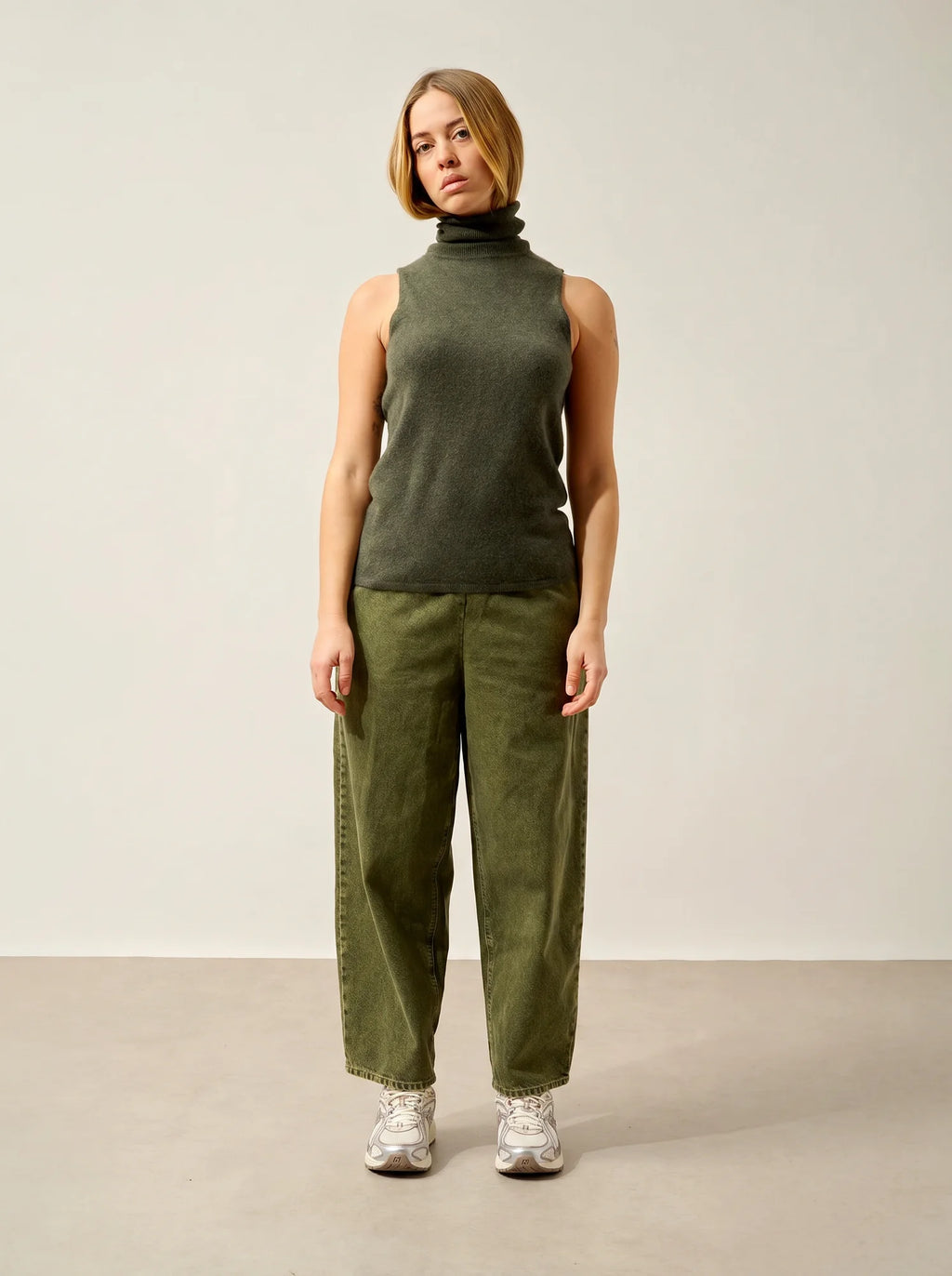 CAPUCIN pull col roulé sans manches kaki chiné