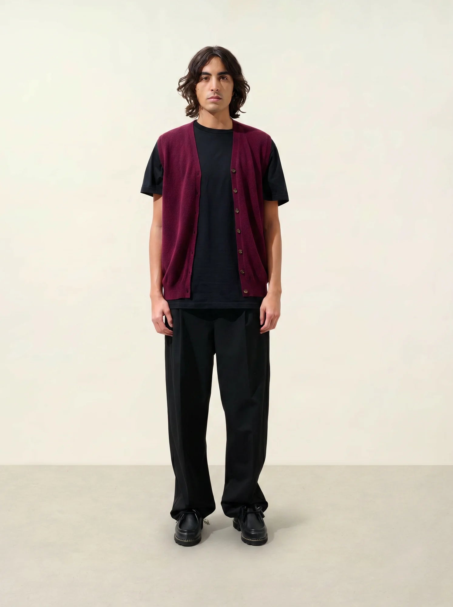 HUGO cardigan col V sans manches mûre