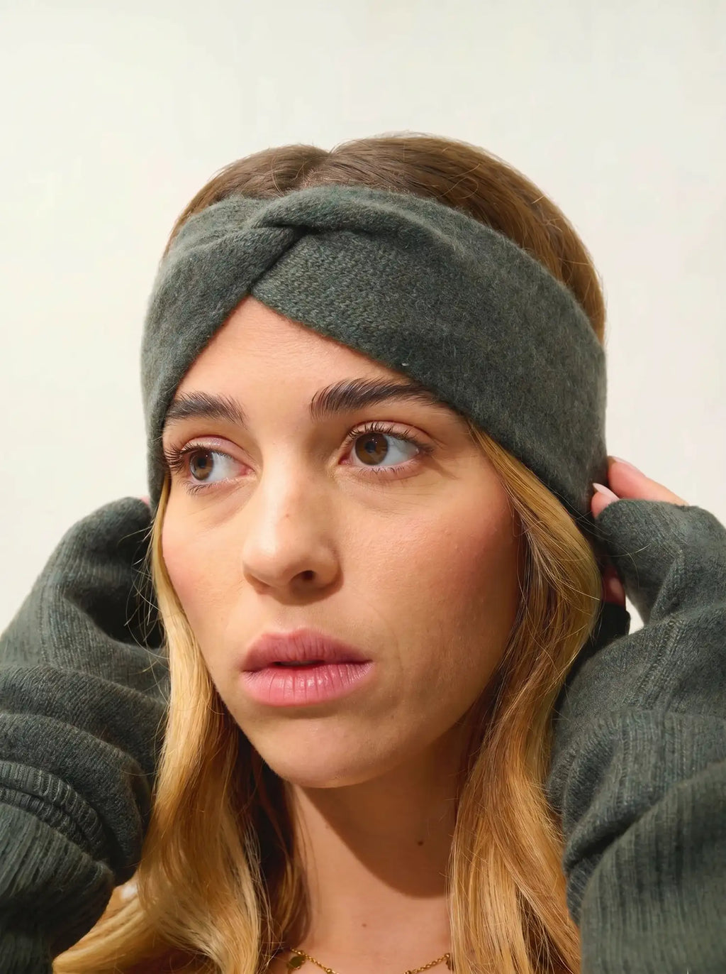 PAT headband 4 ply heather khaki