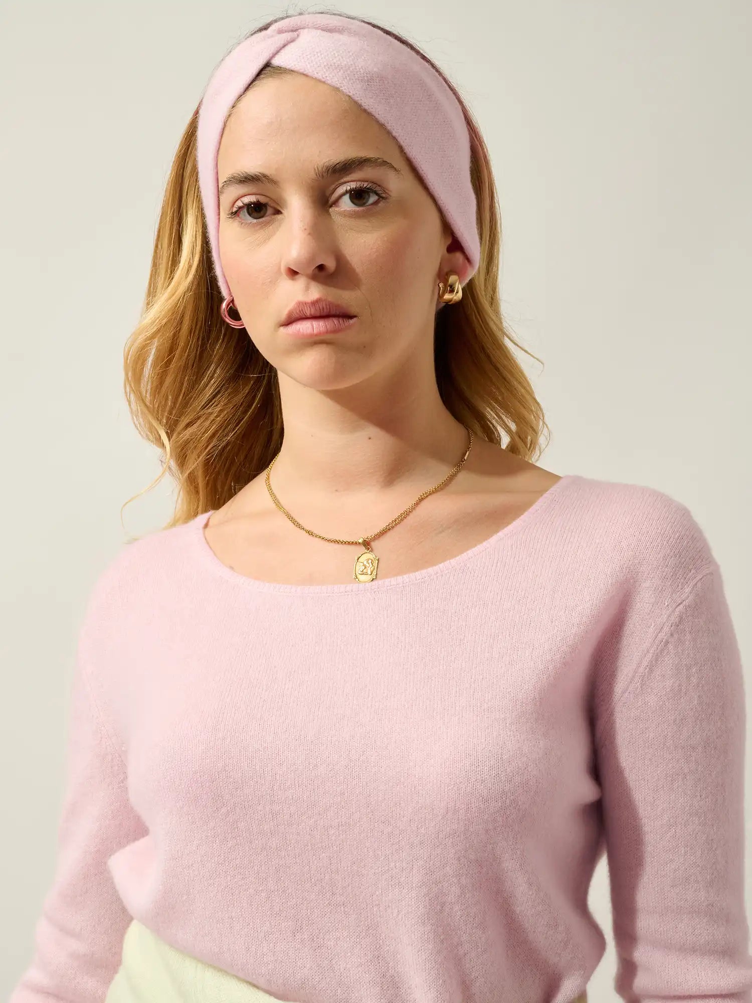 PAT headband 4 ply powder pink