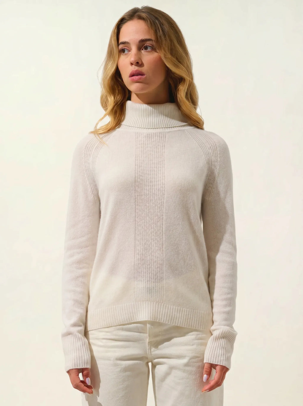 DOLCE Sweater Turtleneck Ivory