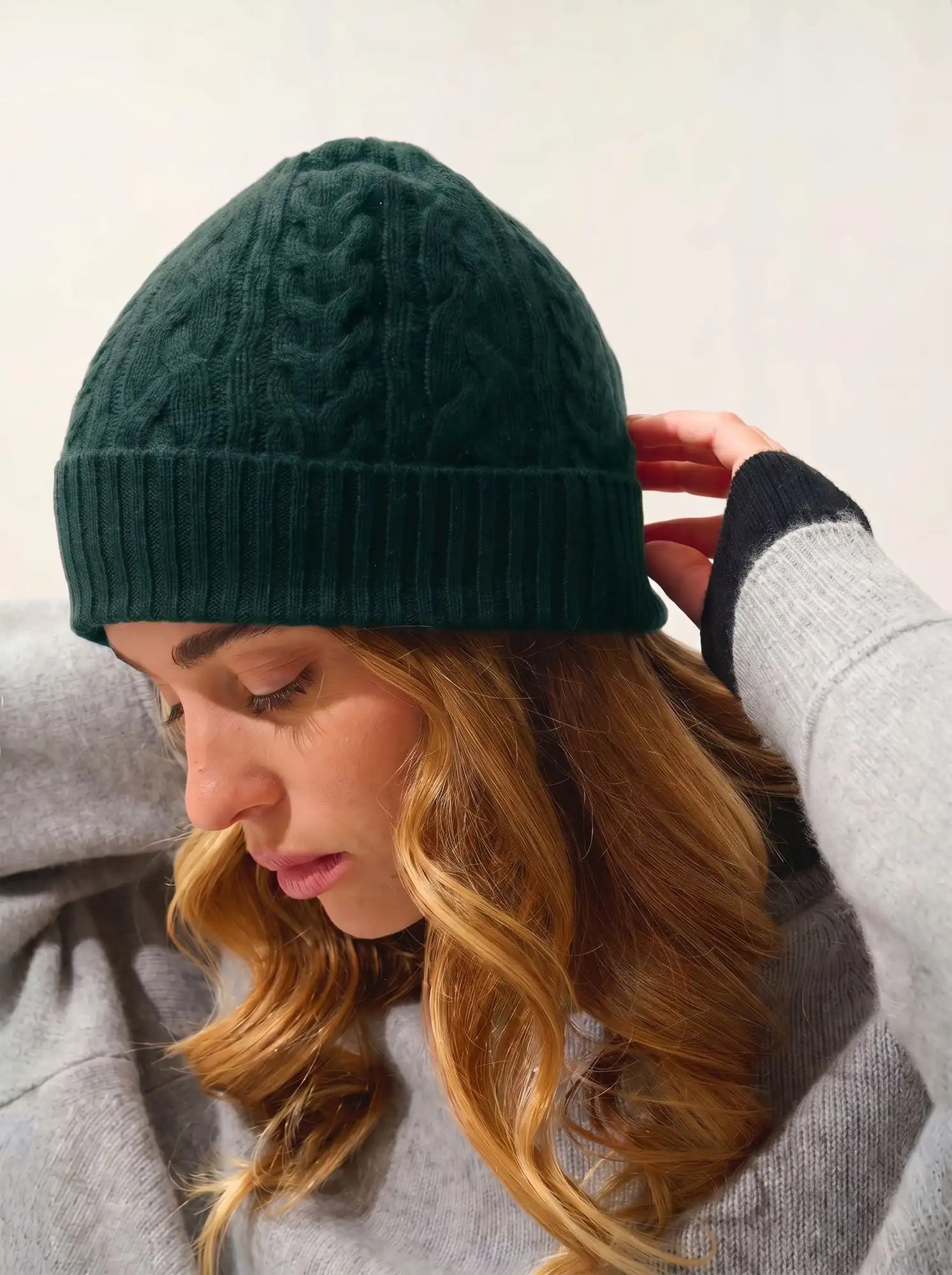 SCOTT beanie 4 ply cypress