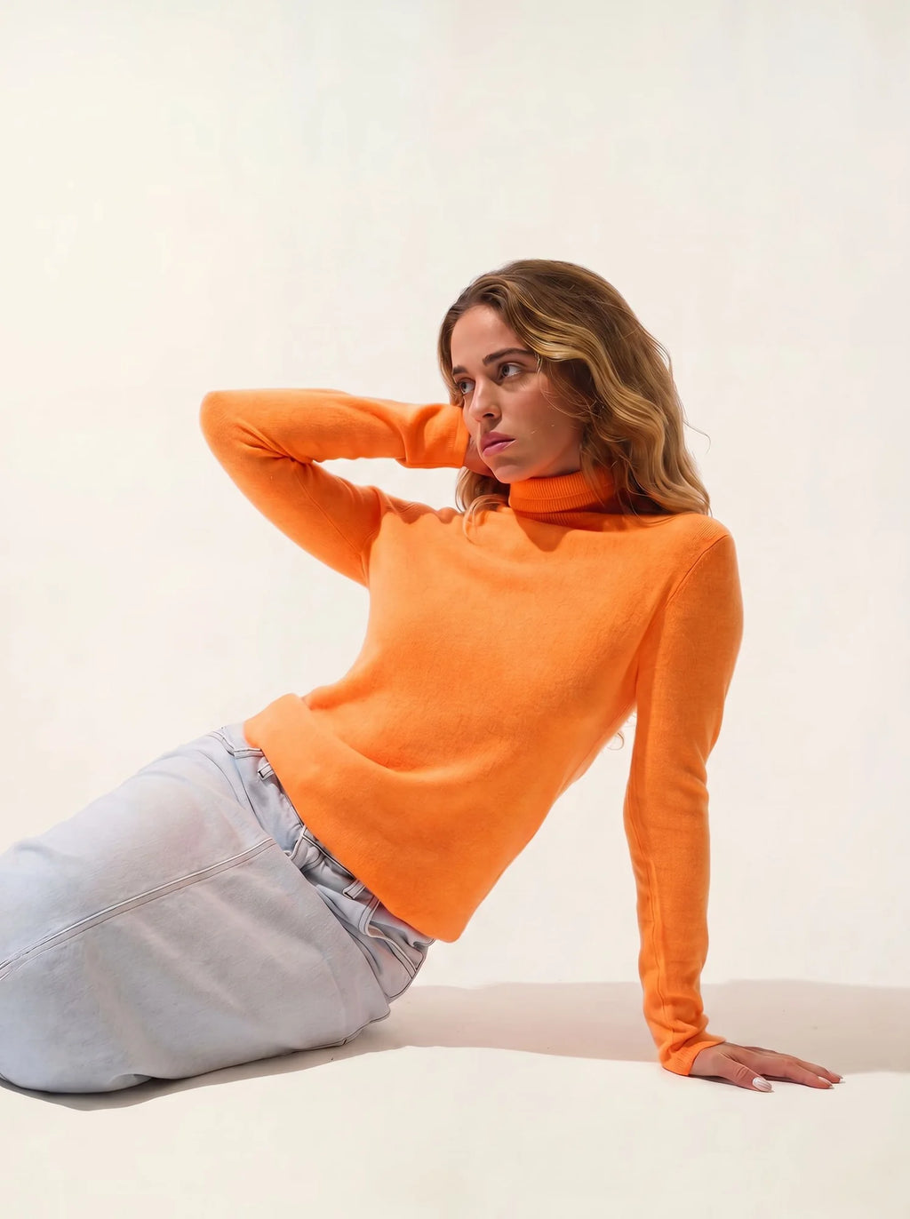 BISE Sweater Turtleneck Neon Tangerine
