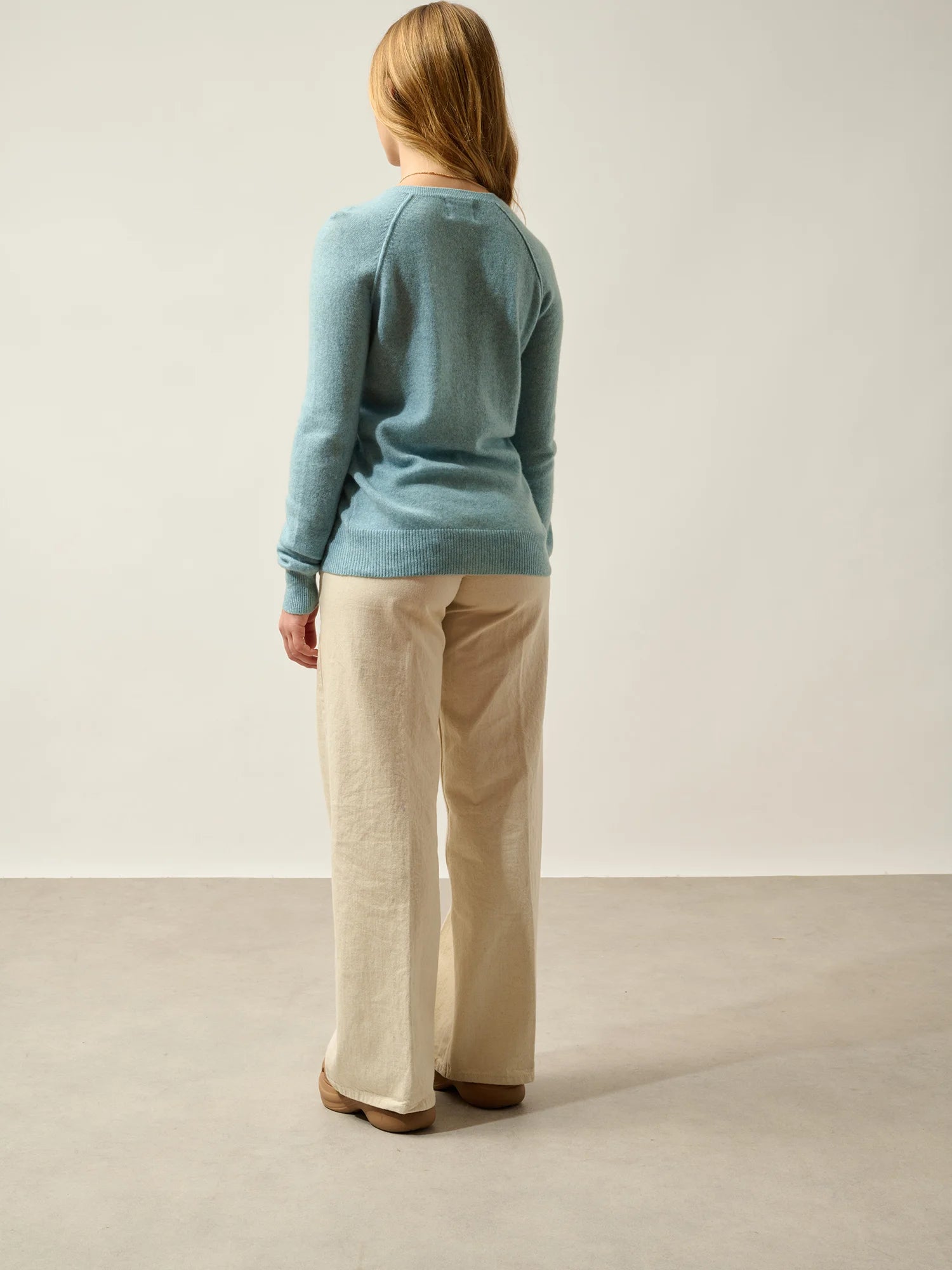 ETRET Sweater Crew Neck Heather Aqua