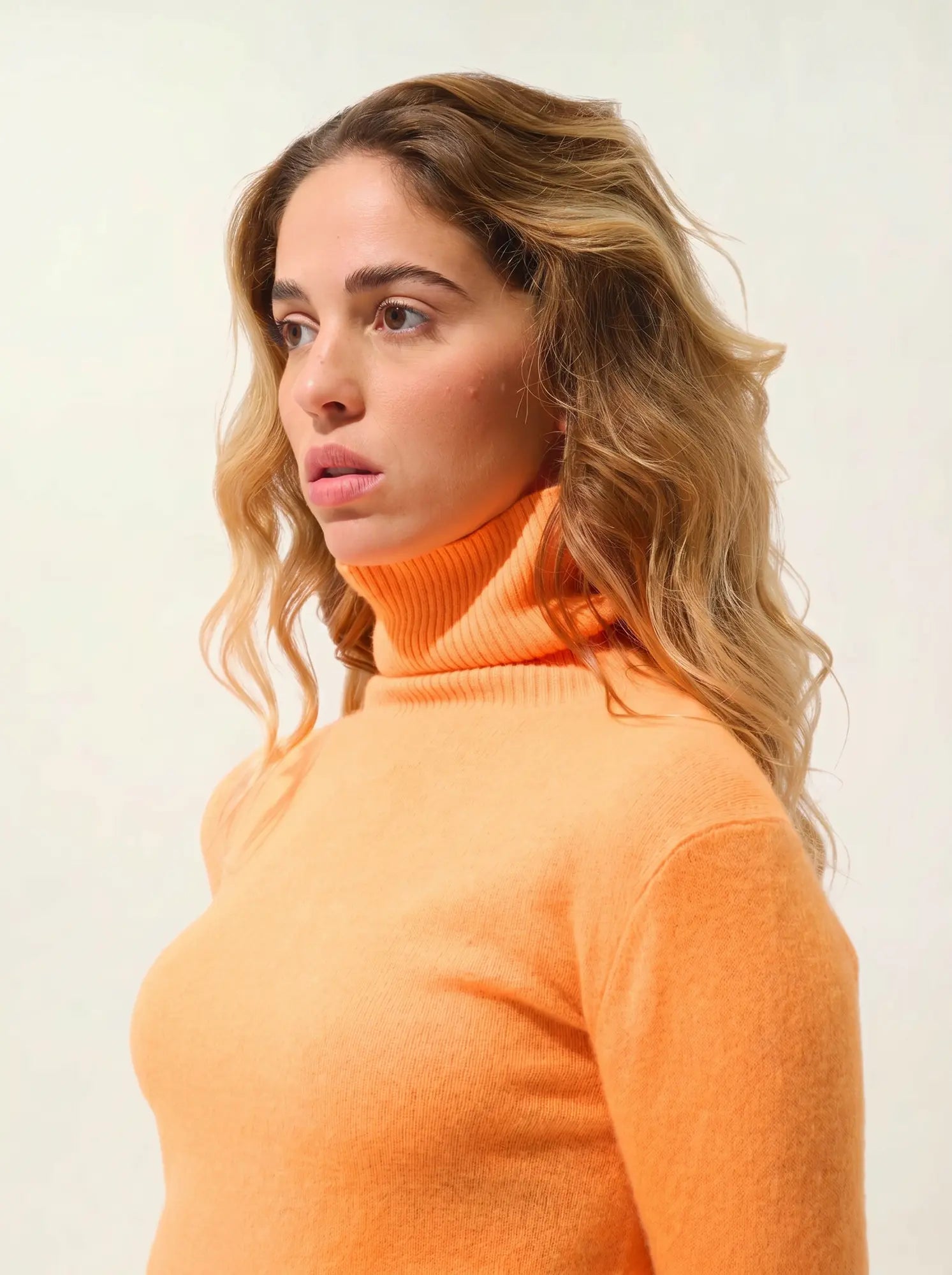 FORNET Pullover Rollkragen Neonmandarine