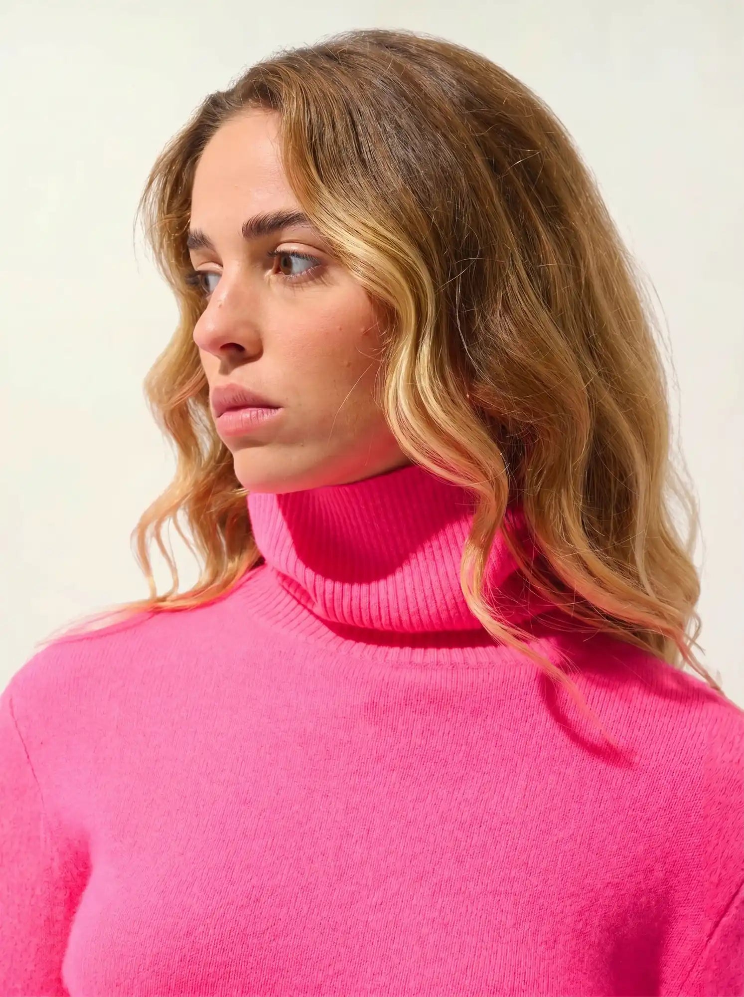 FORNET Pullover Rollkragen Neonrosa