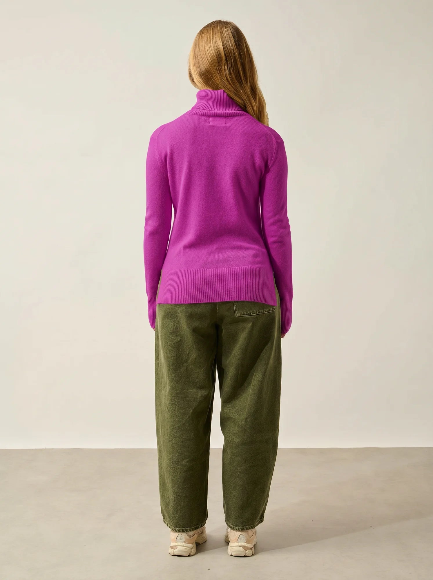 FORNET Pullover Rollkragen Neonviolett