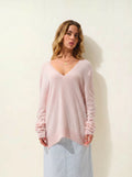 GIEGN Pullover V-Ausschnitt vorne und hinten Puderrosa