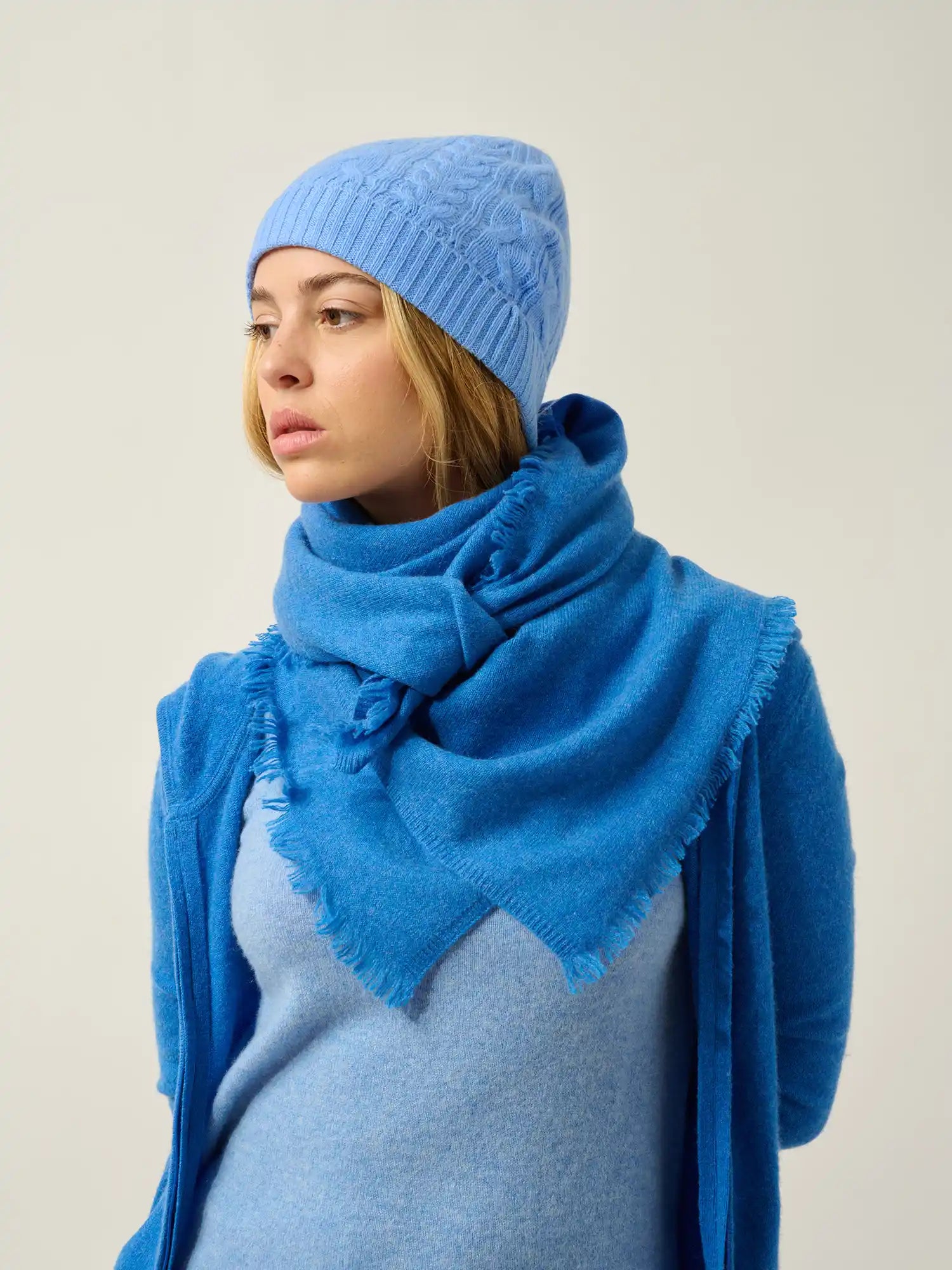 SCOTT beanie 4 ply baby blue
