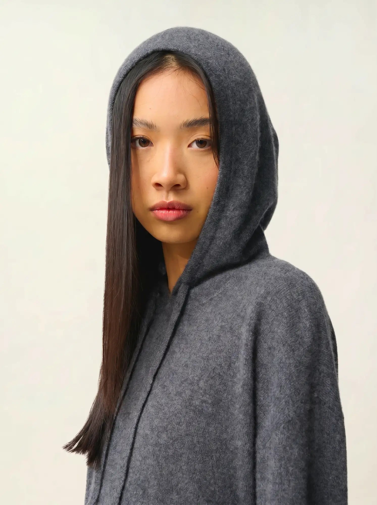 DORTE Pullover mit Kapuze Anthrazit meliert