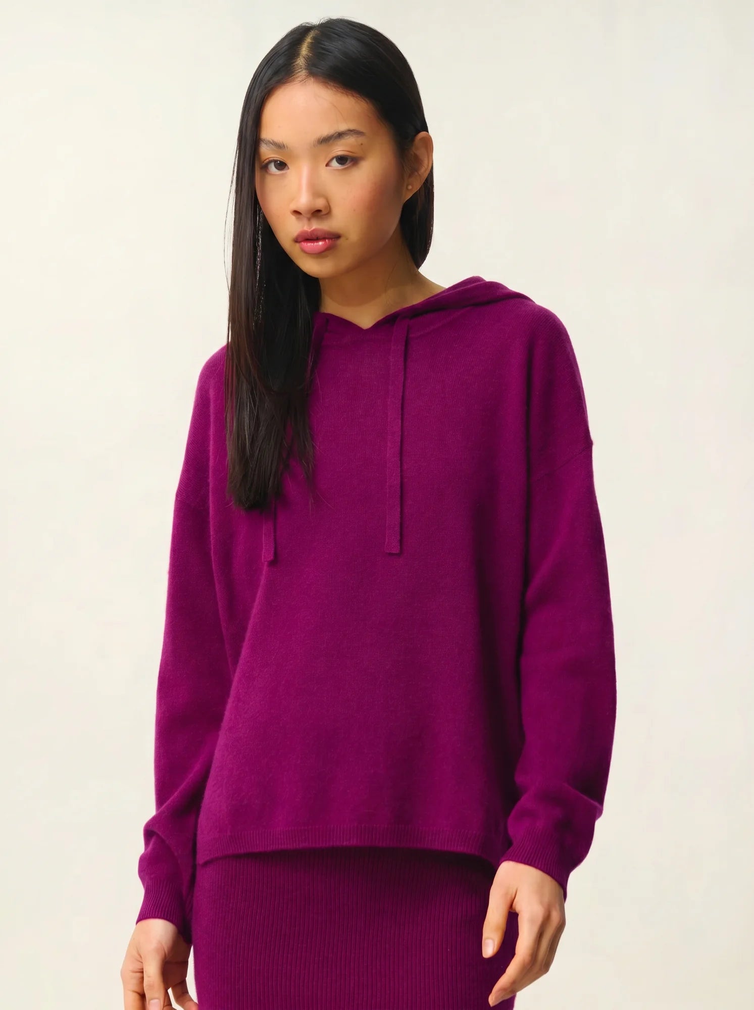 DORTE Pullover mit Kapuze Pflaumenblau