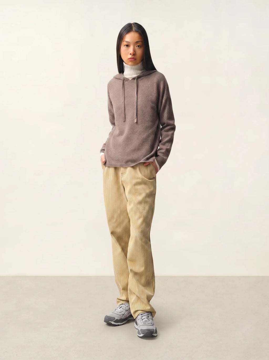 DORTE pullover mit kapuze taupe meliert