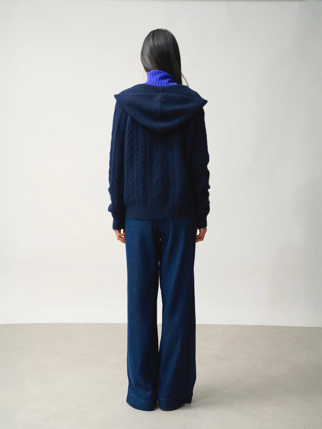 KHANDRO pull capuche 6 fils bleu marine