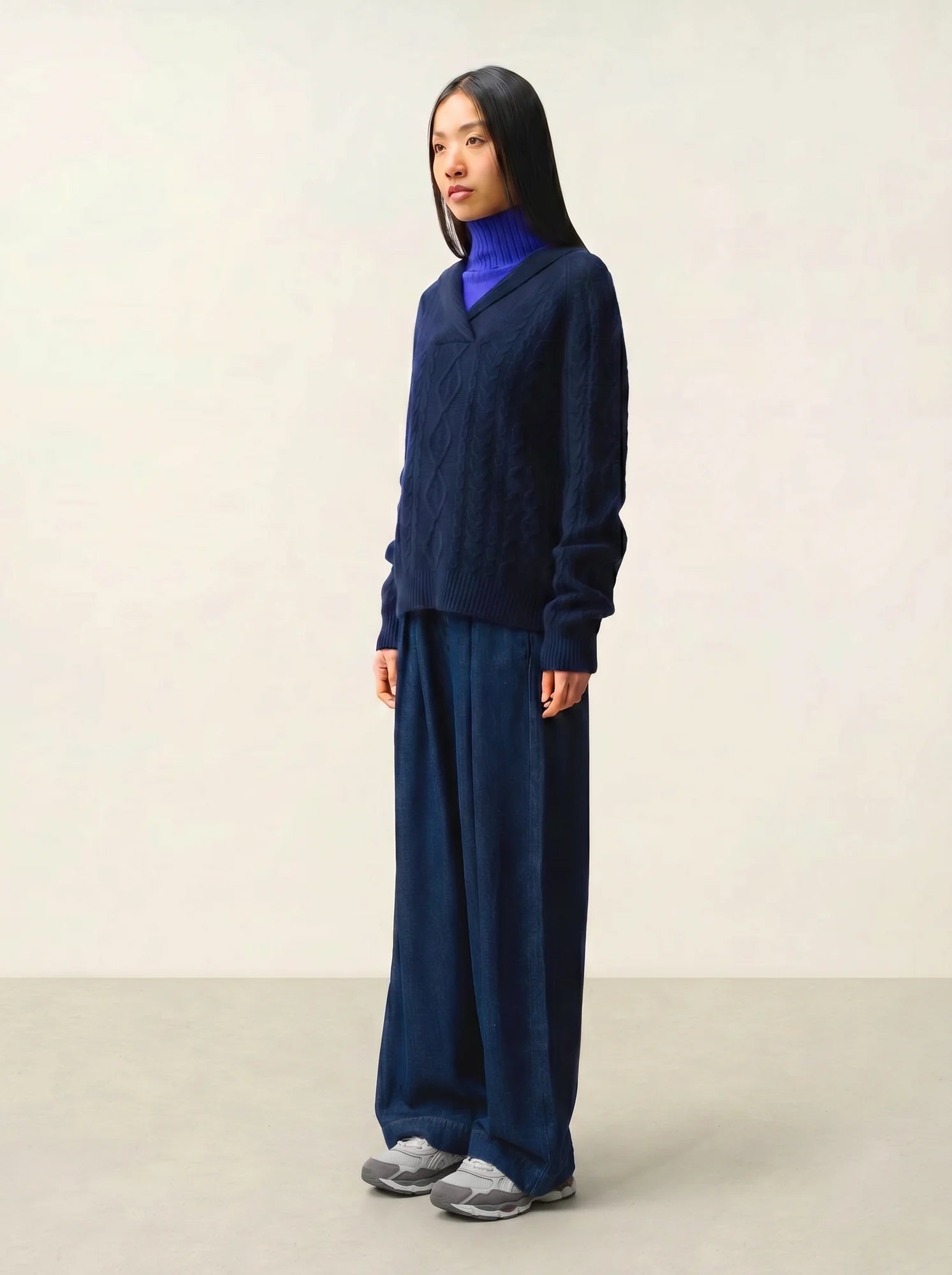 KHANDRO pull capuche 6 fils bleu marine