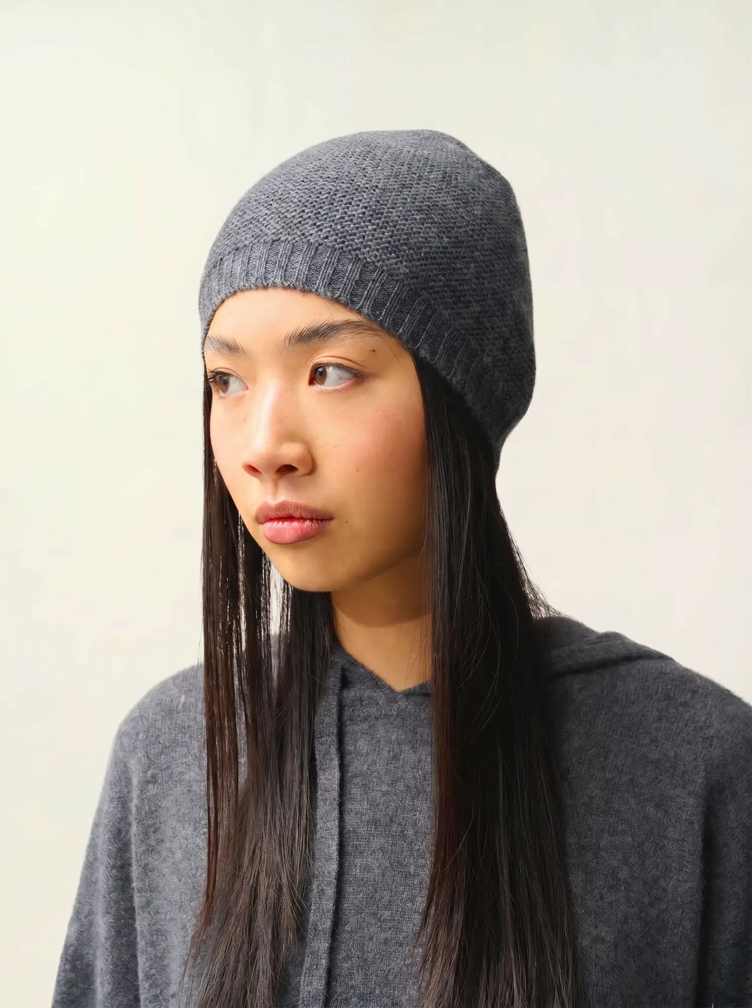 STEFANA beanie 4 ply heather charcoal