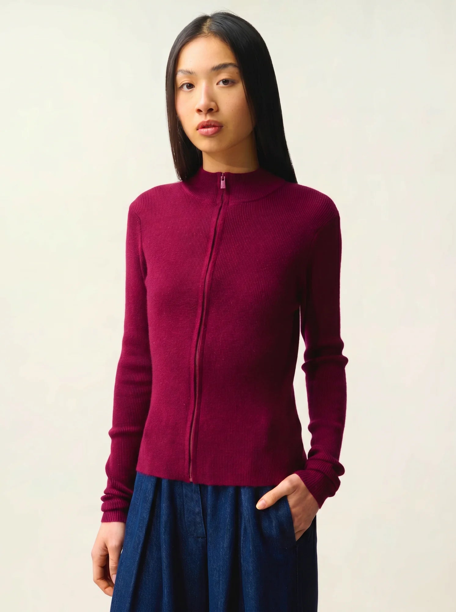 ALBERTE gilet zippé col montant bordeaux