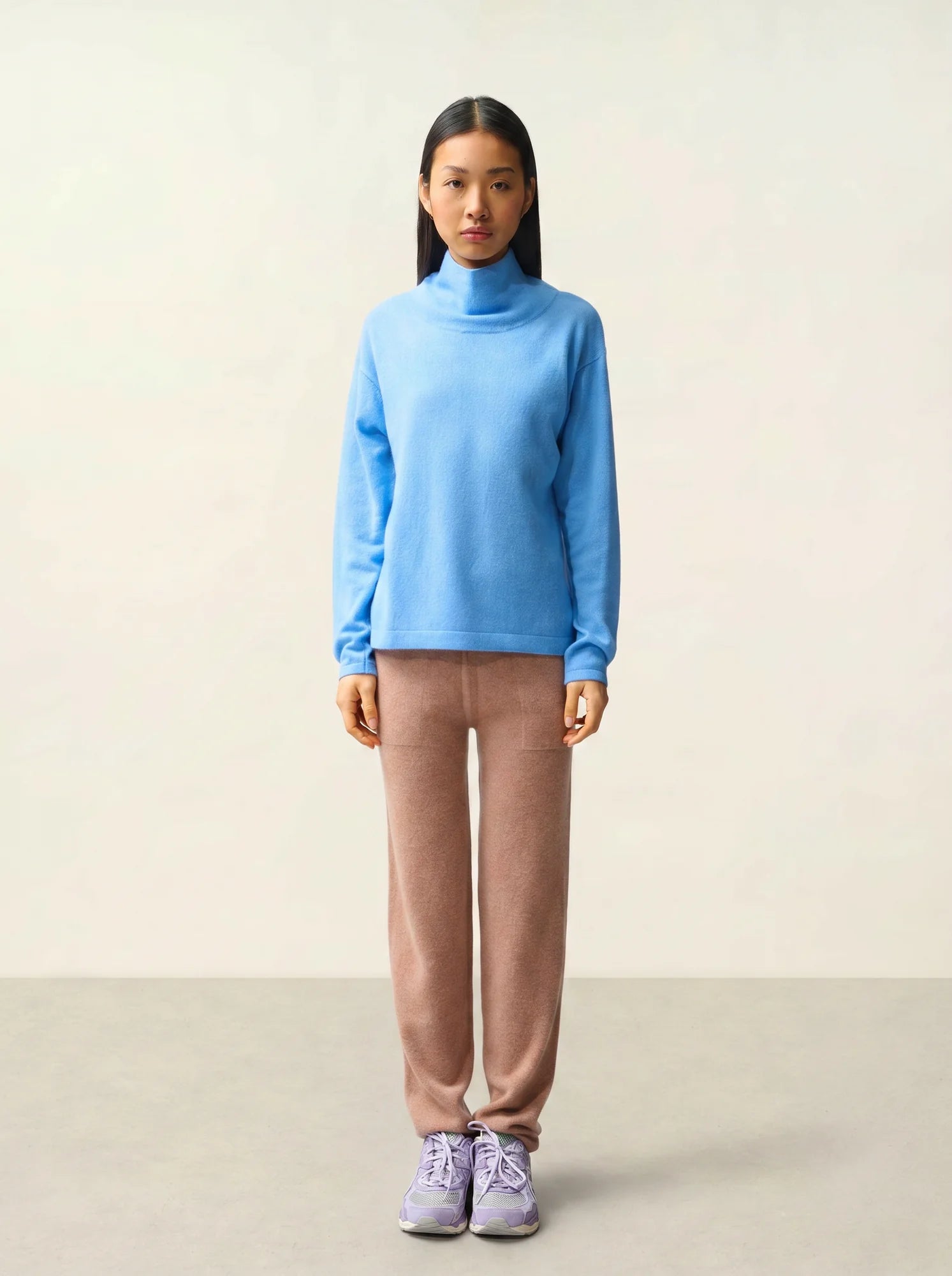 CHEVIOT pull col montant bénitier bleu bébé