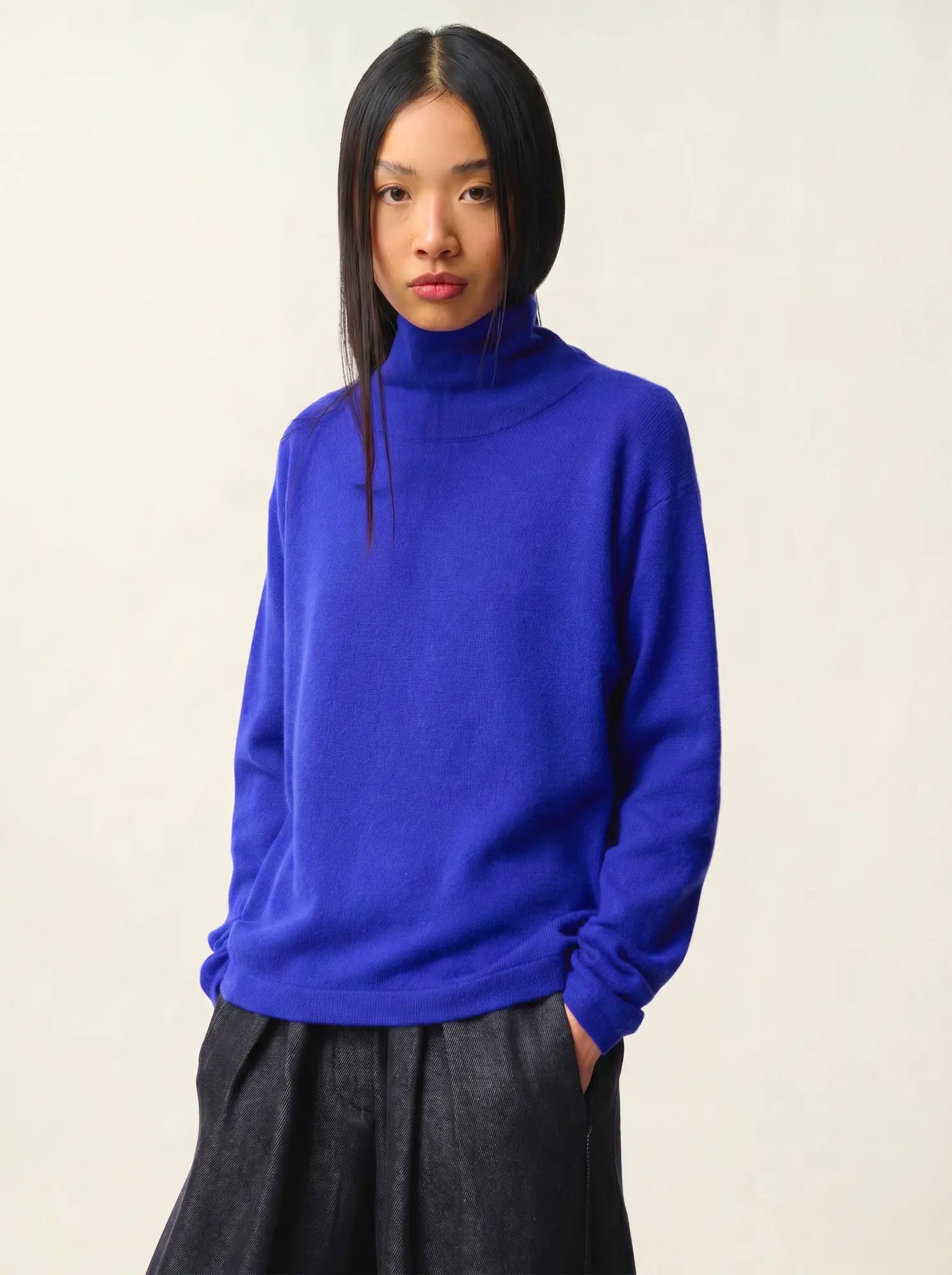 CHEVIOT pull col montant bénitier indigo