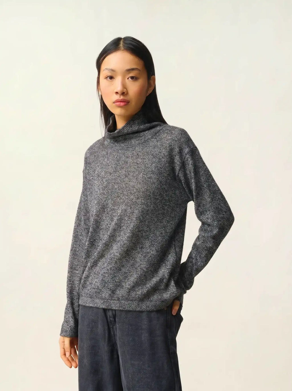 CHEVIOT pullover stehkragen wasserfall schwarz und weiß