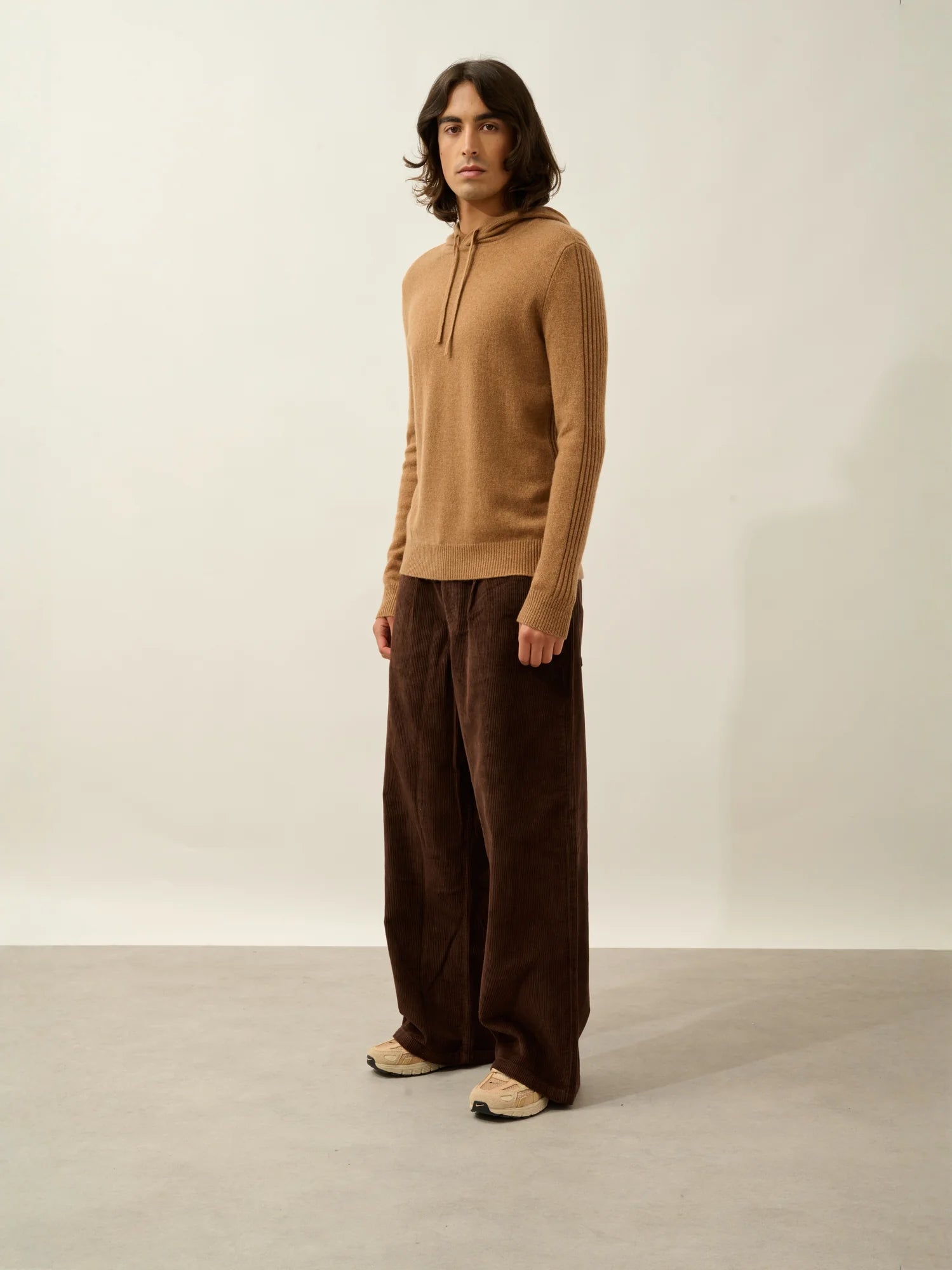 BENDT pullover mit kapuze 4-fädig haselnuss