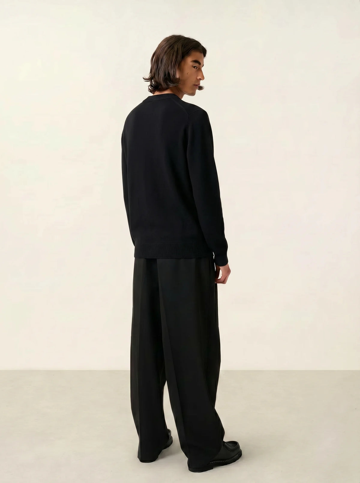 KUNDUM Pull Col Montant Noir