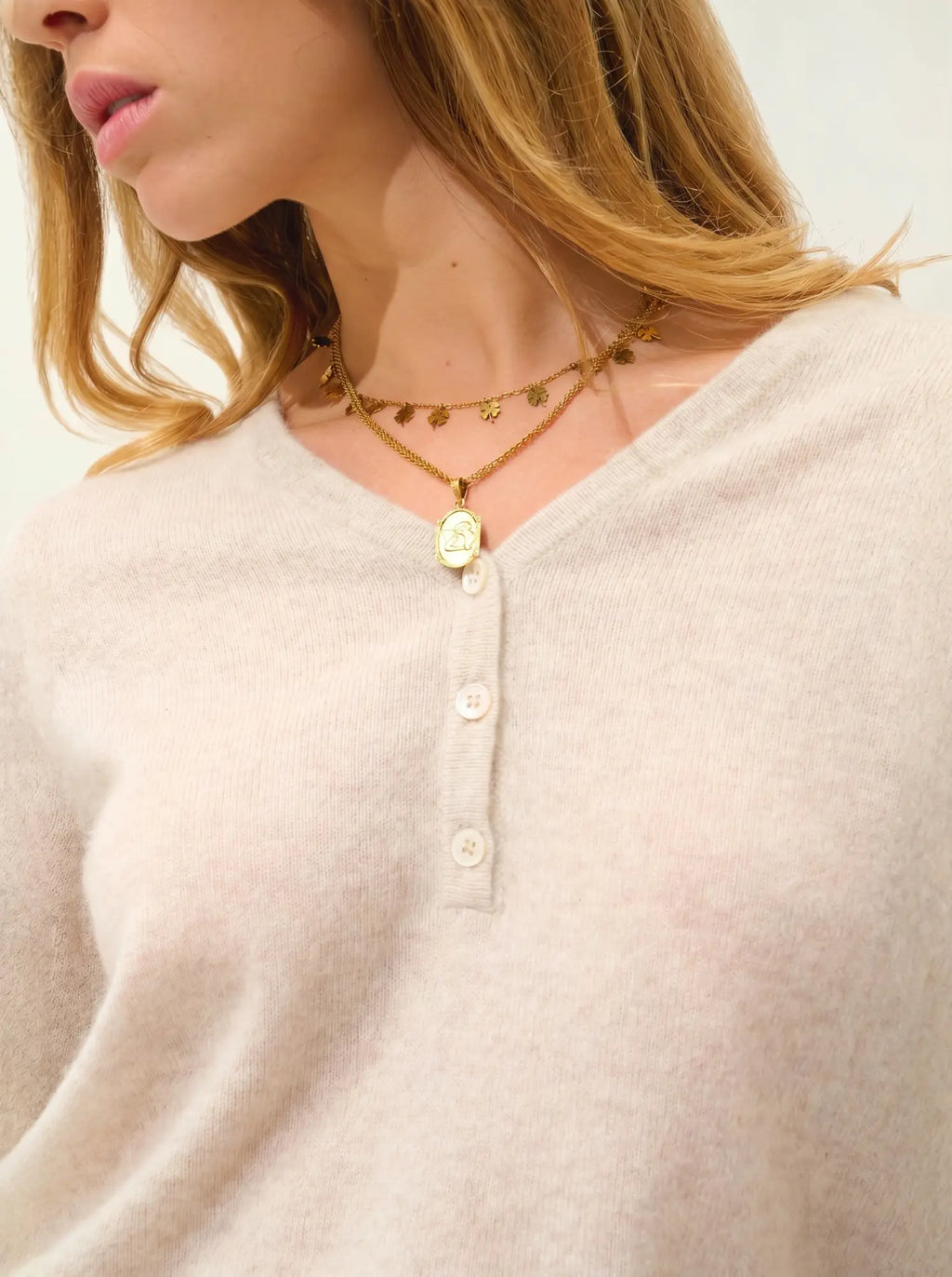 GABLE Pullover V-Ausschnitt geknöpft Beige meliert