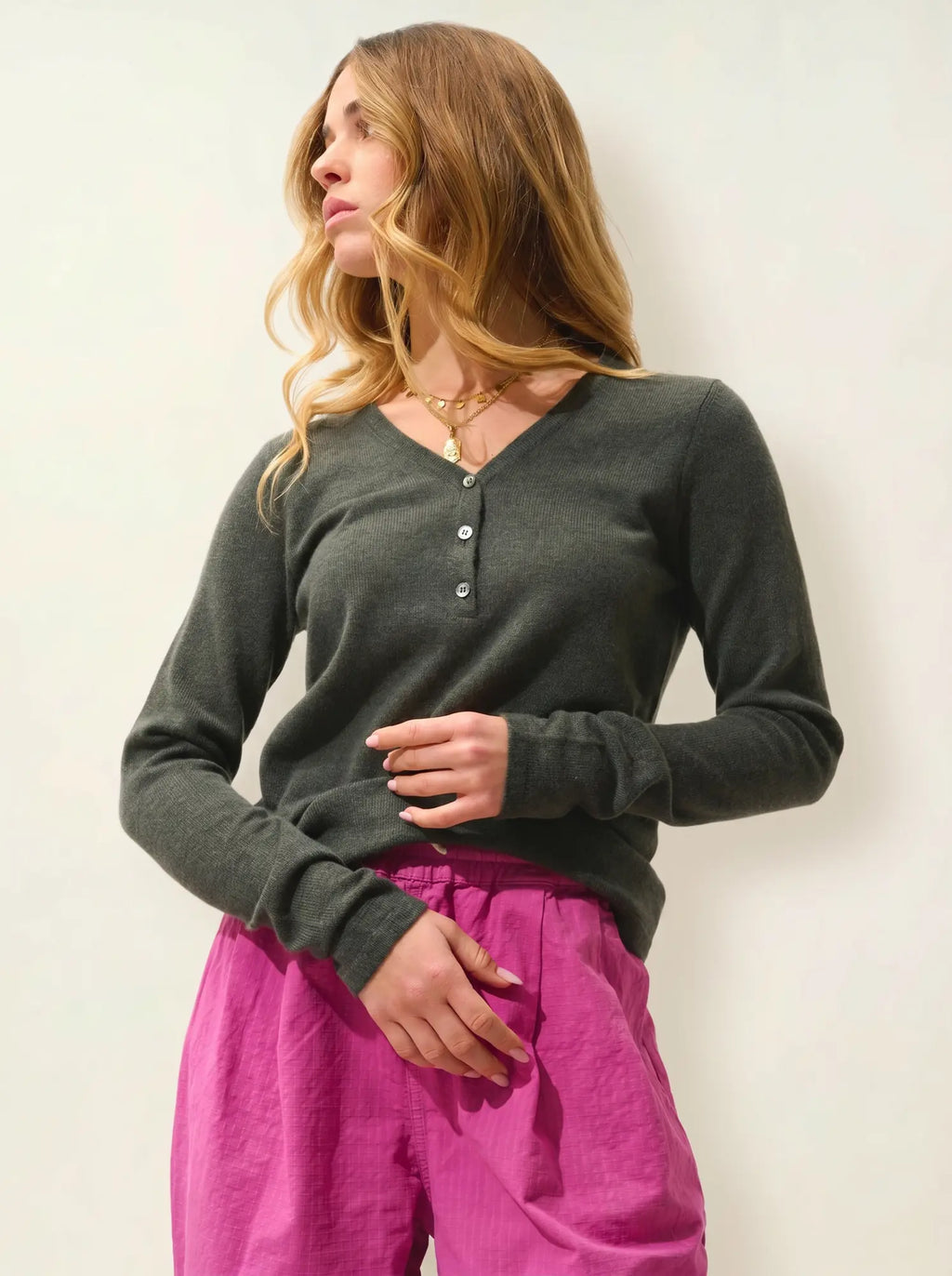 GABLE Pullover V-Ausschnitt geknöpft Khaki meliert
