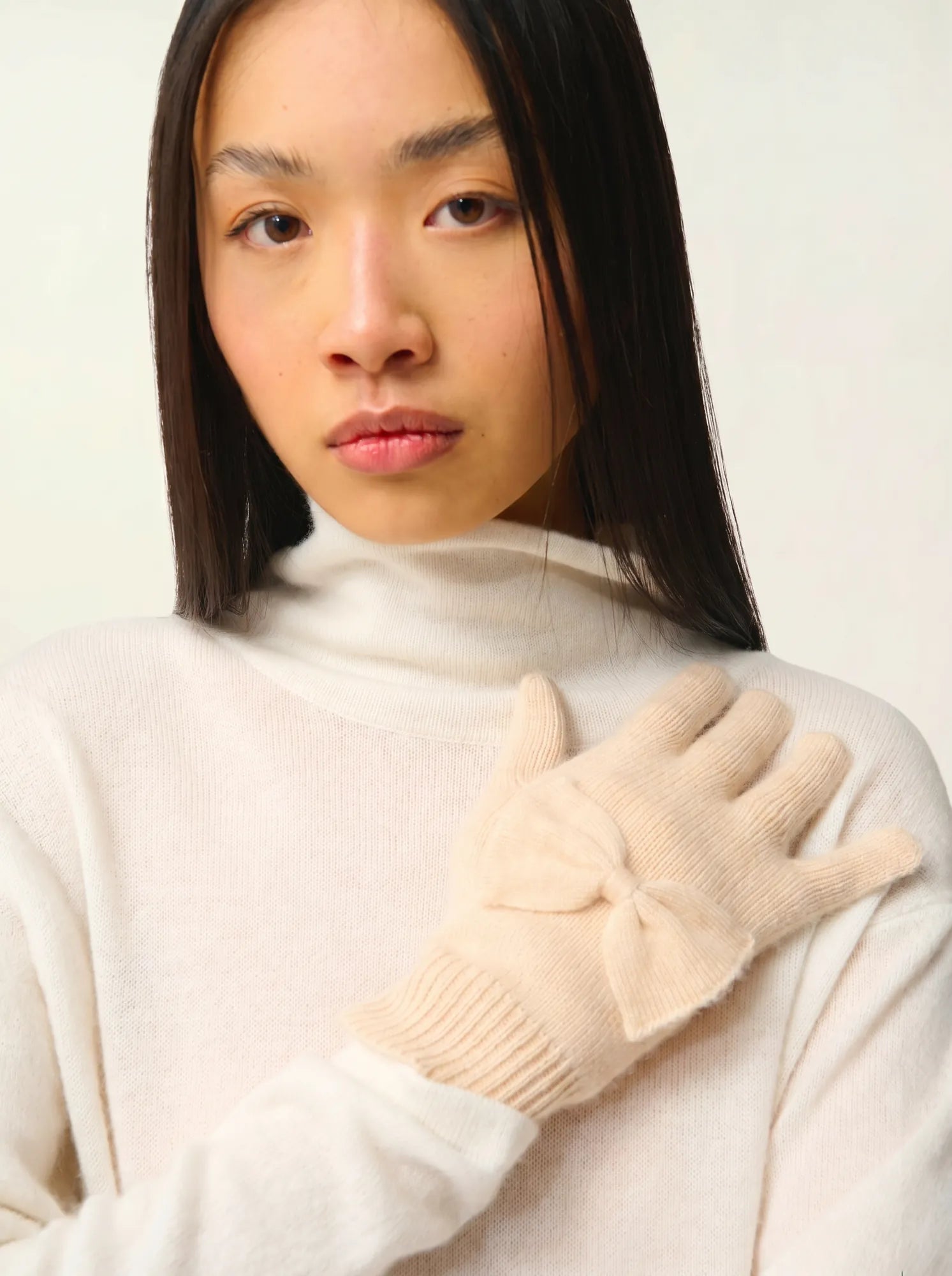 MILO gloves 4 ply sand