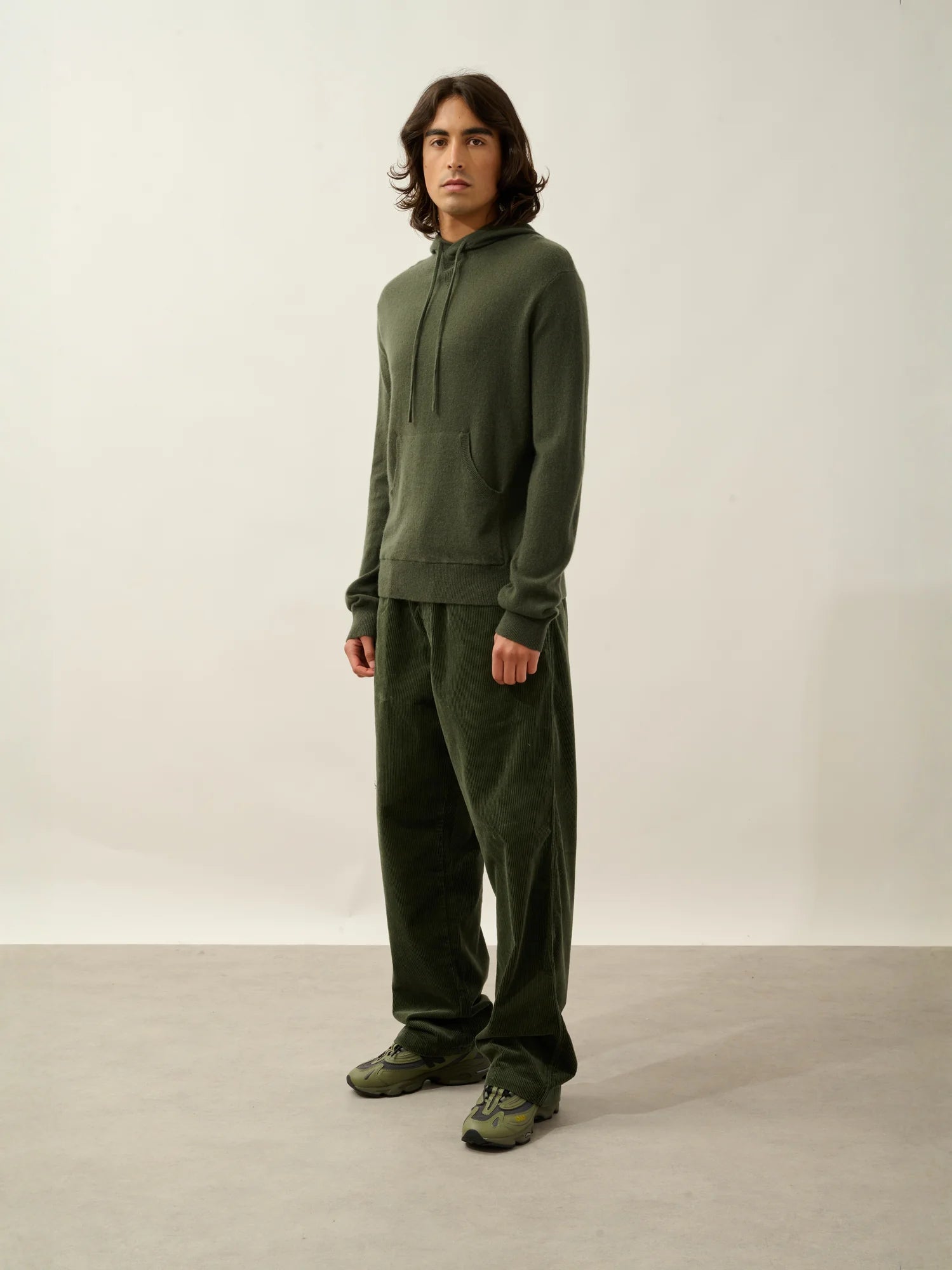 CASPER pull capuche poche kangourou kaki