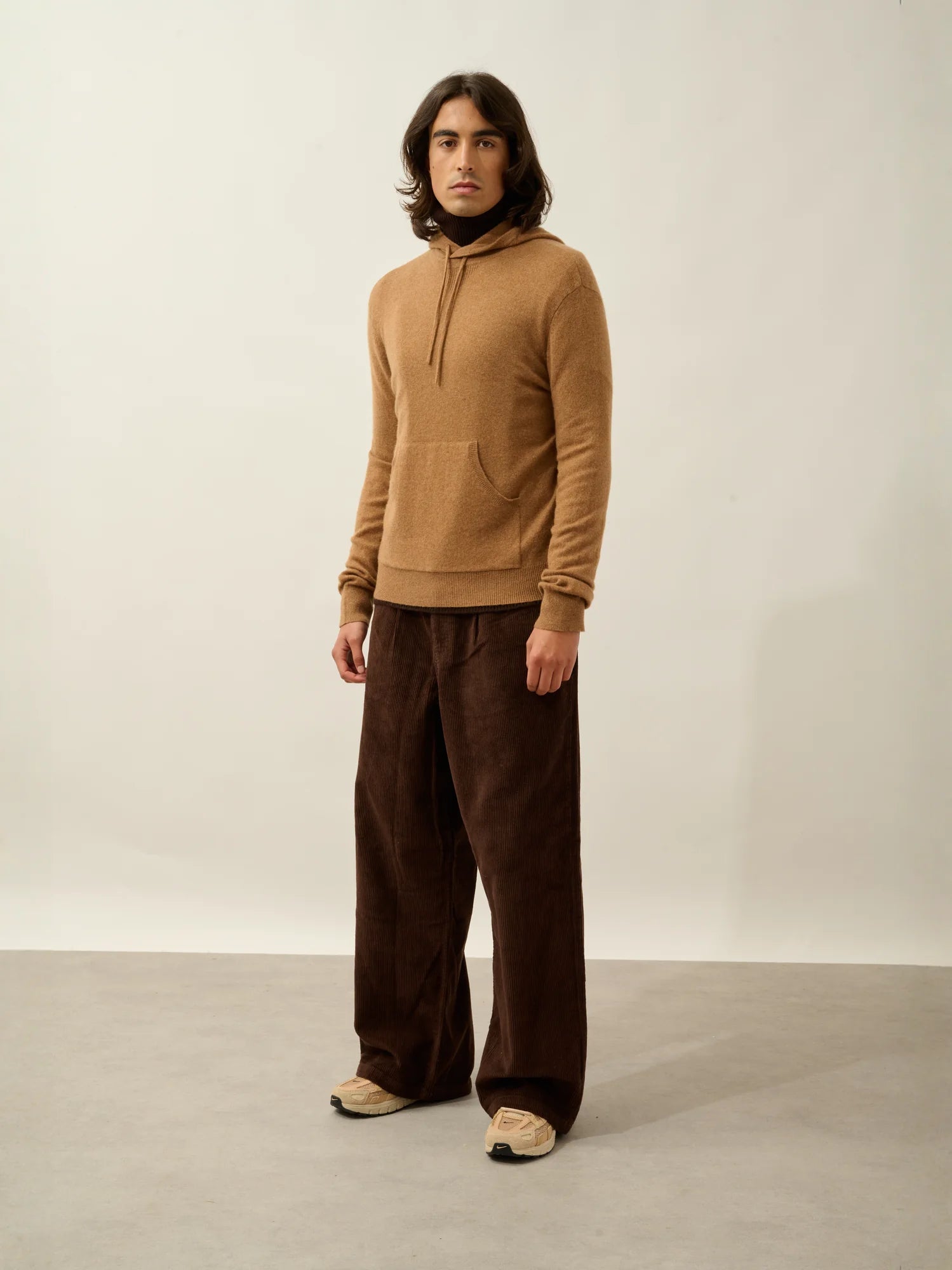 CASPER pull capuche poche kangourou noisette