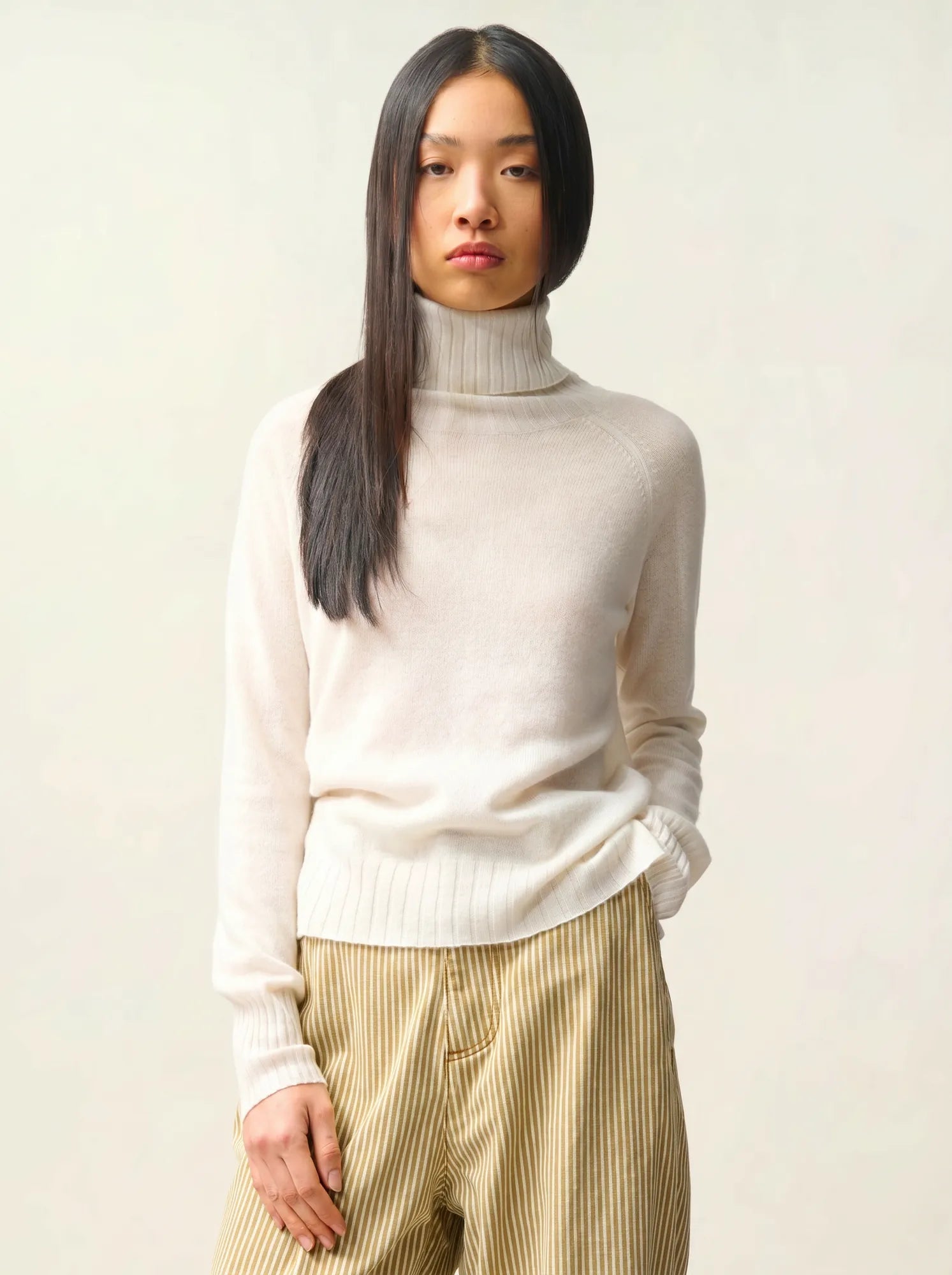 CASSY pull col roulé ivoire