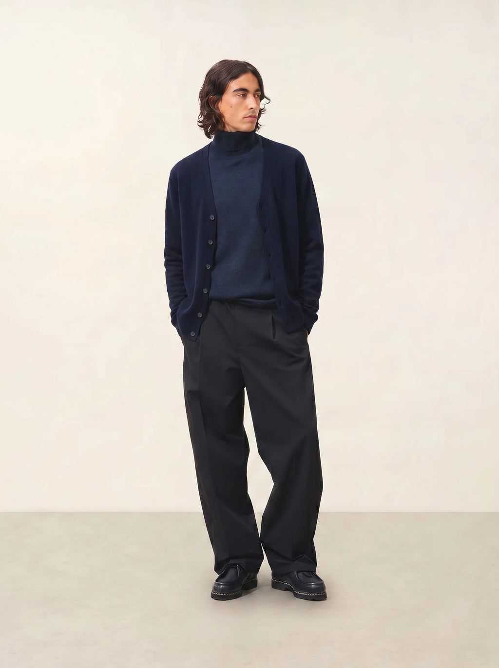 PIPA strickjacke v-ausschnitt caviar