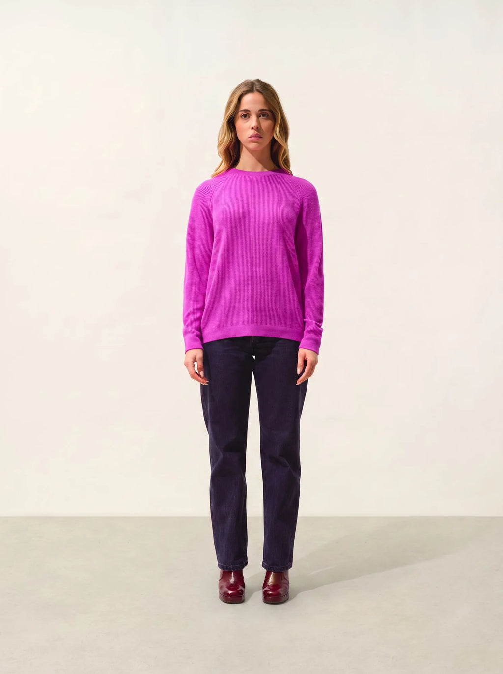 LUNÉA sweater crew neck neon purple