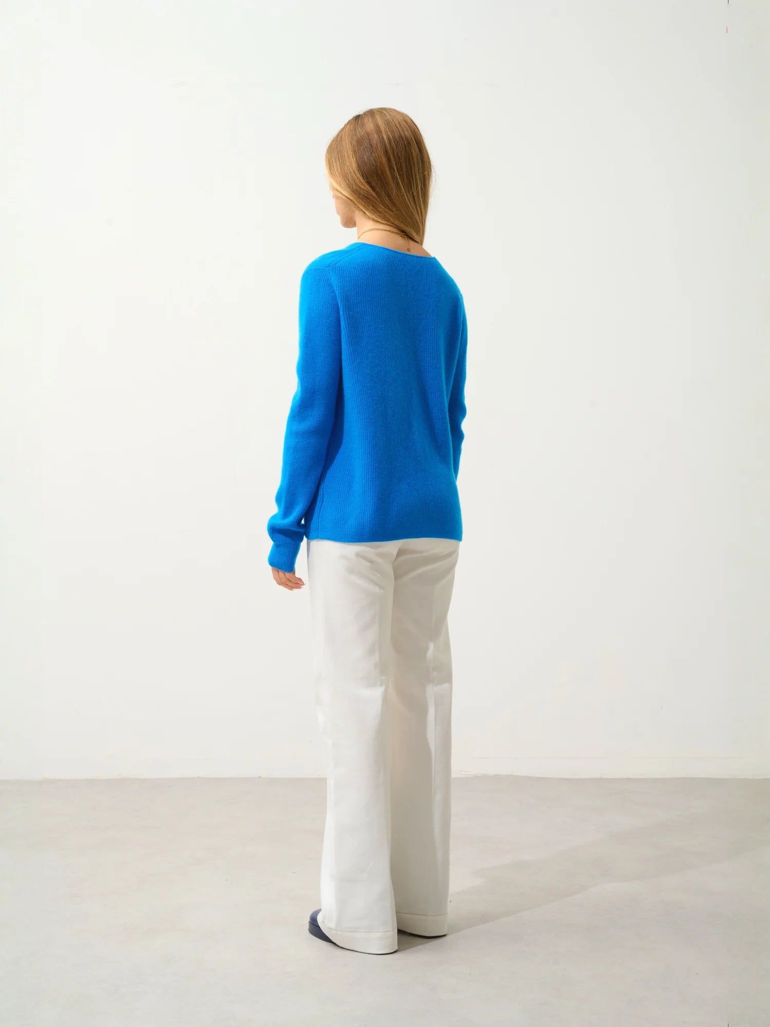 ALAYA pullover v-ausschnitt azurblau