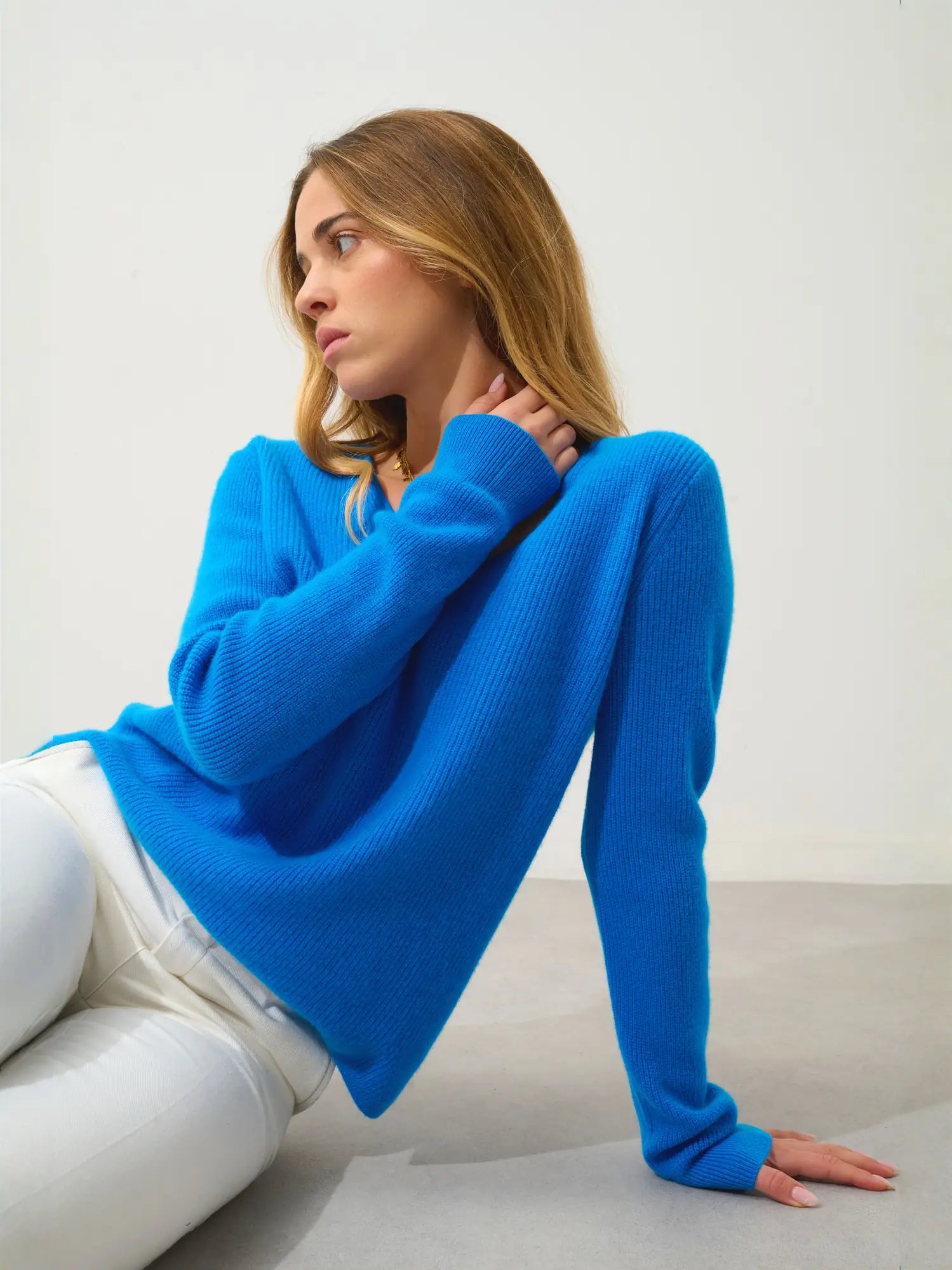 ALAYA pullover v-ausschnitt azurblau