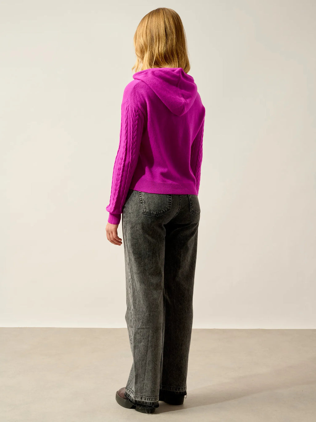 SVALINNA pullover mit kapuze violett neon
