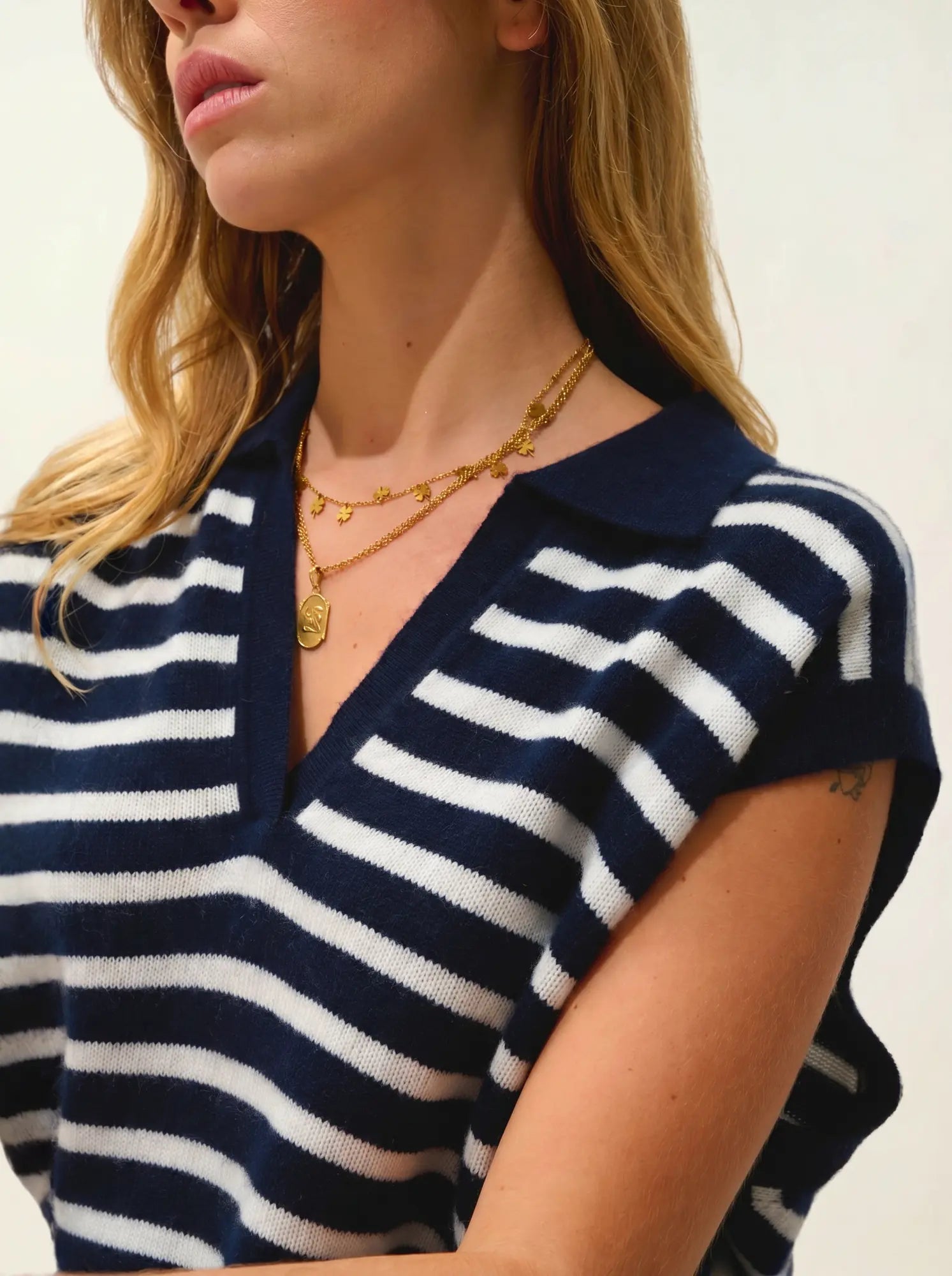 FELINA Pullover Polokragen offen ärmellos 4-fädig Marineblau und Elfenbein