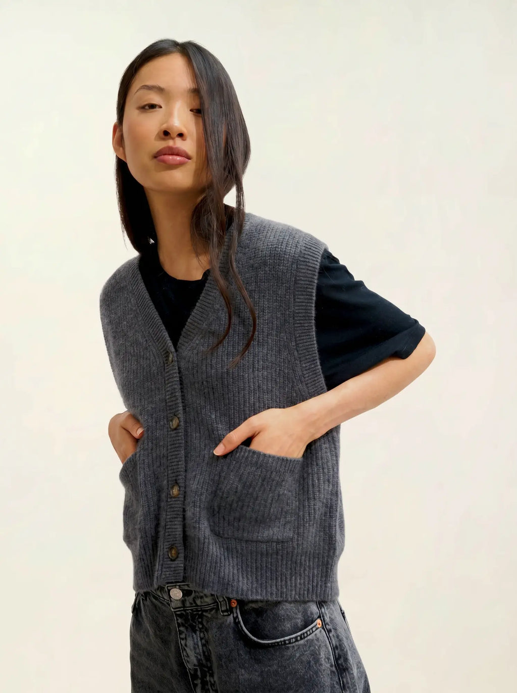 ROSAVIA cardigan col V sans manches 4 fils anthracite chiné