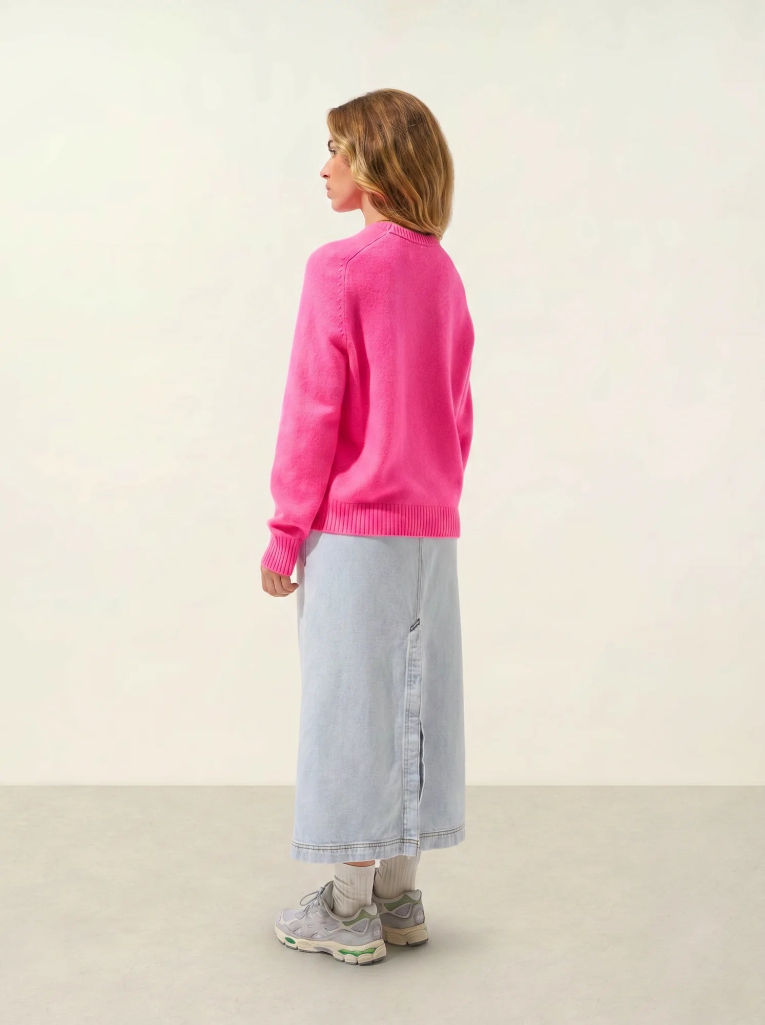 LORENA sweater crew neck 4 ply neon pink