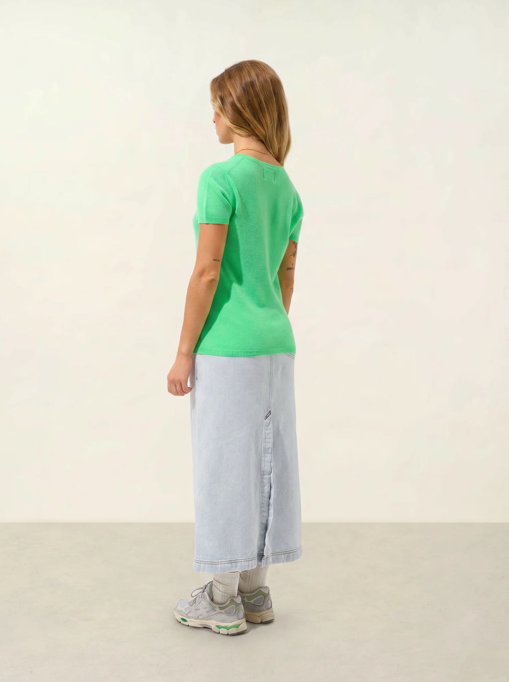KALI t-shirt v-neck cactus green