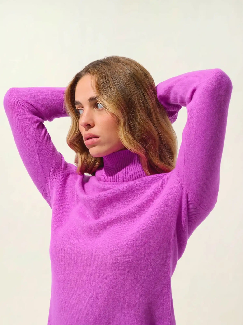 FORNET pull col roulé violet