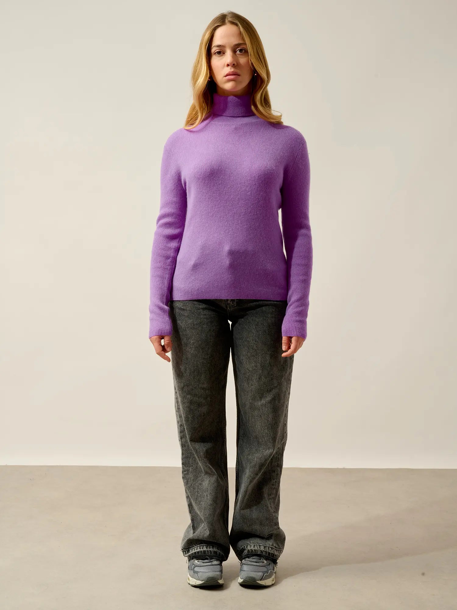 SUZIE pull col roulé parme