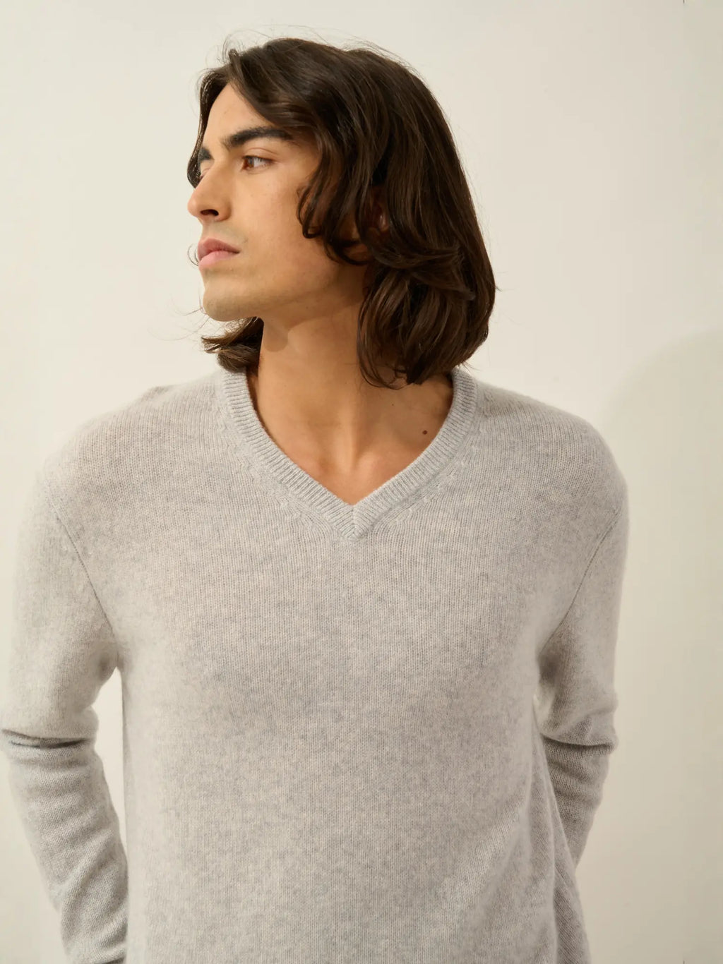 VICTOR pull col V 4 fils gris clair chiné