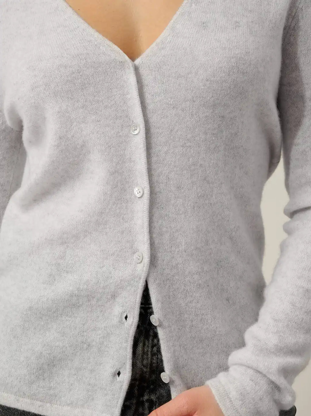 CHALAIS cardigan col V gris perle chiné