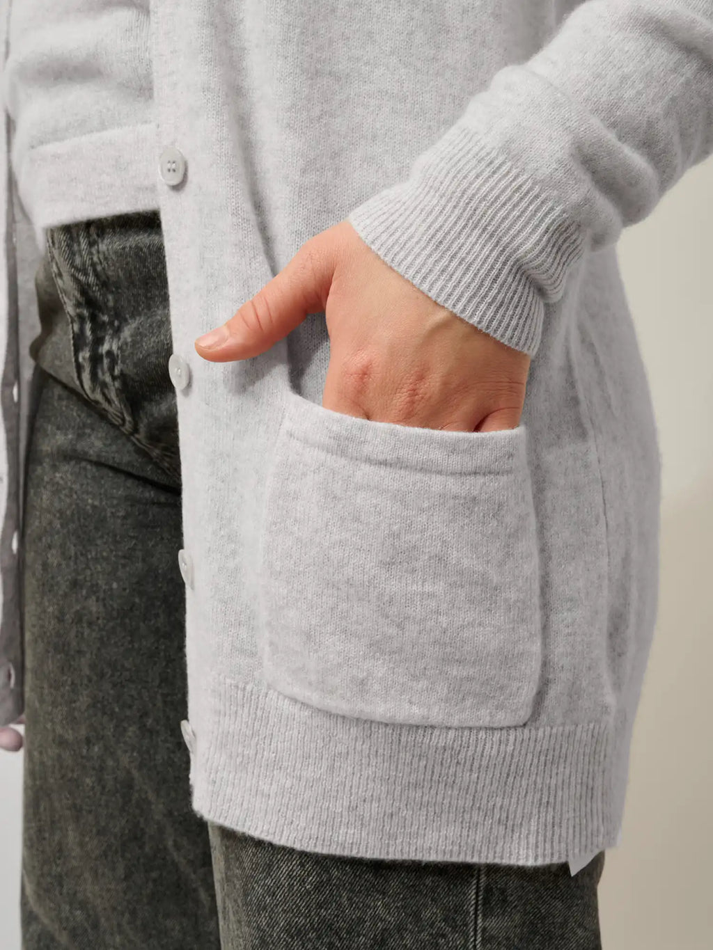 CIMET Strickjacke V-Ausschnitt Perlgrau meliert