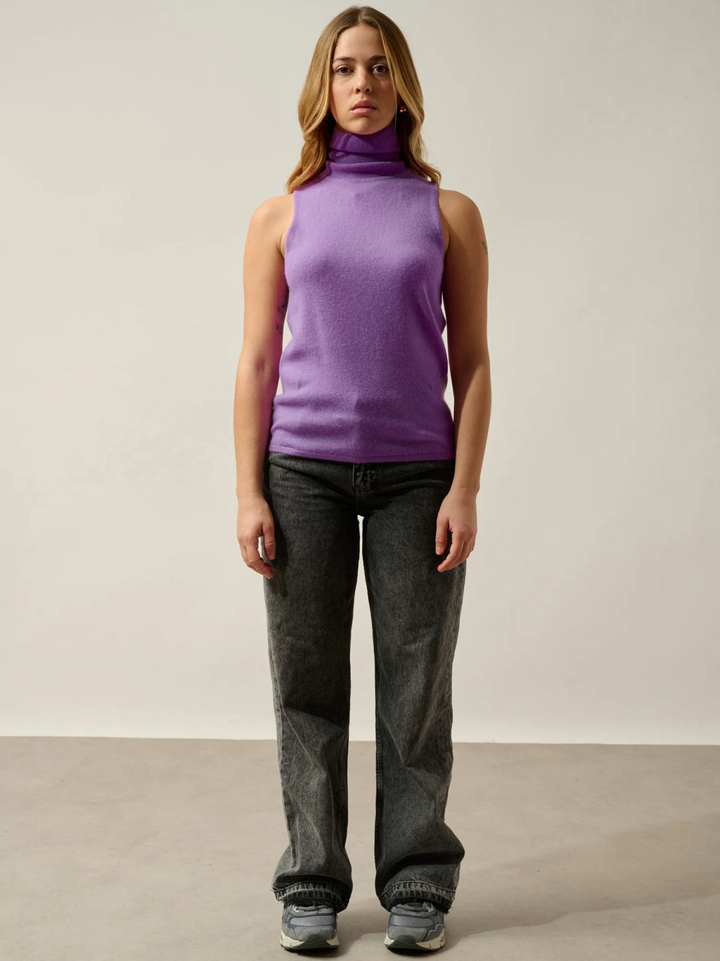 CAPUCIN Pullover Rollkragen ärmellos Parmaviolett