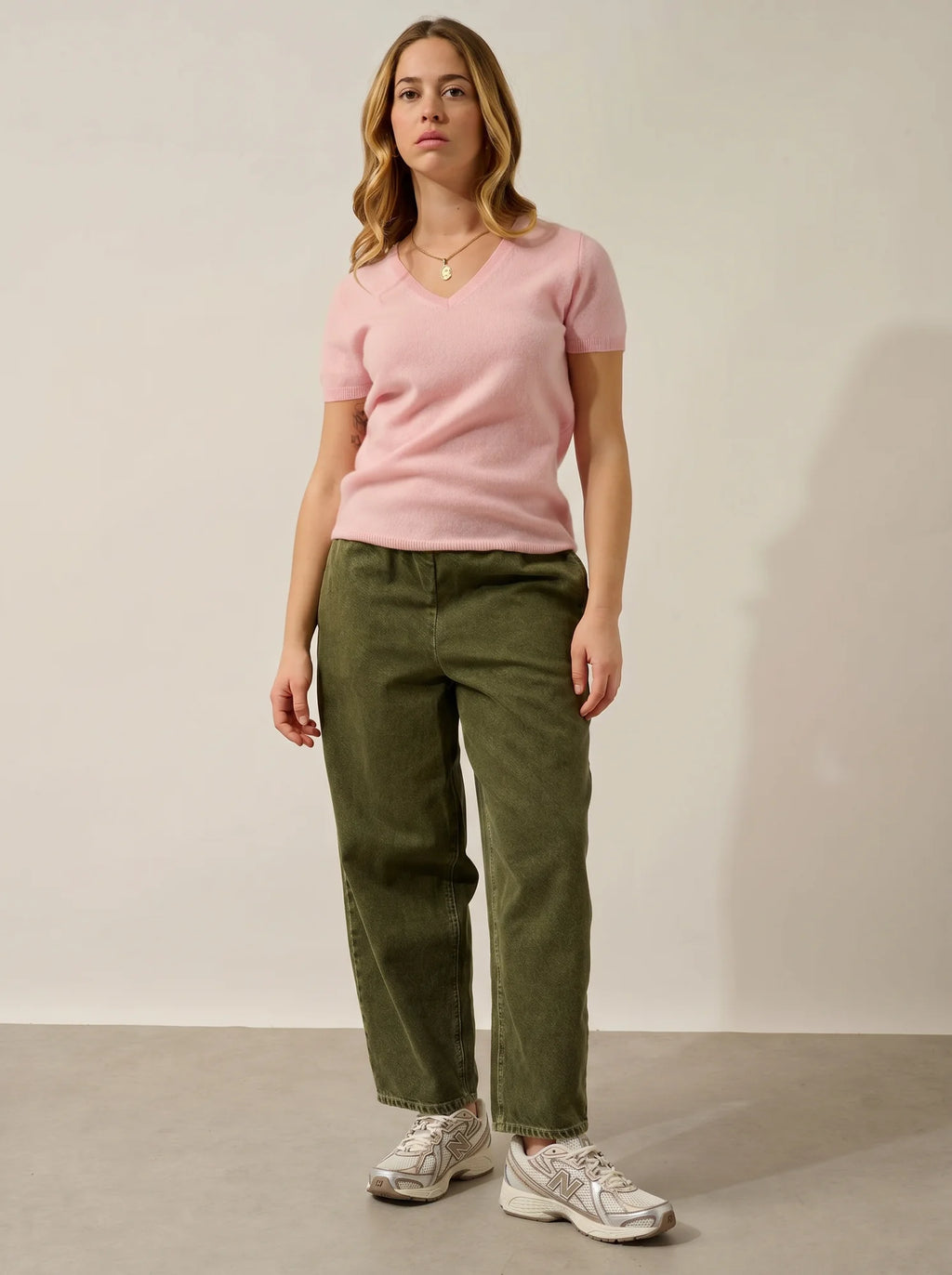 KALI t-shirt v-neck ballet pink